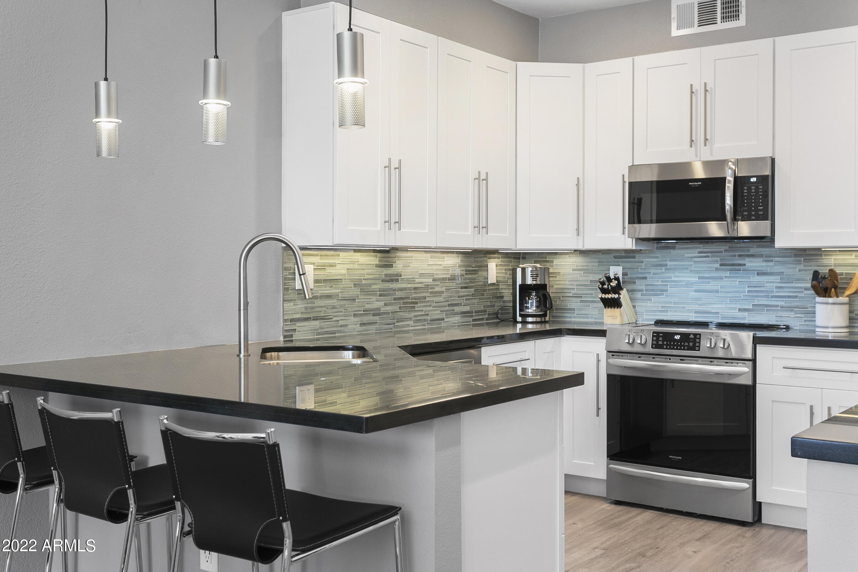 7700 E GAINEY RANCH Road 206