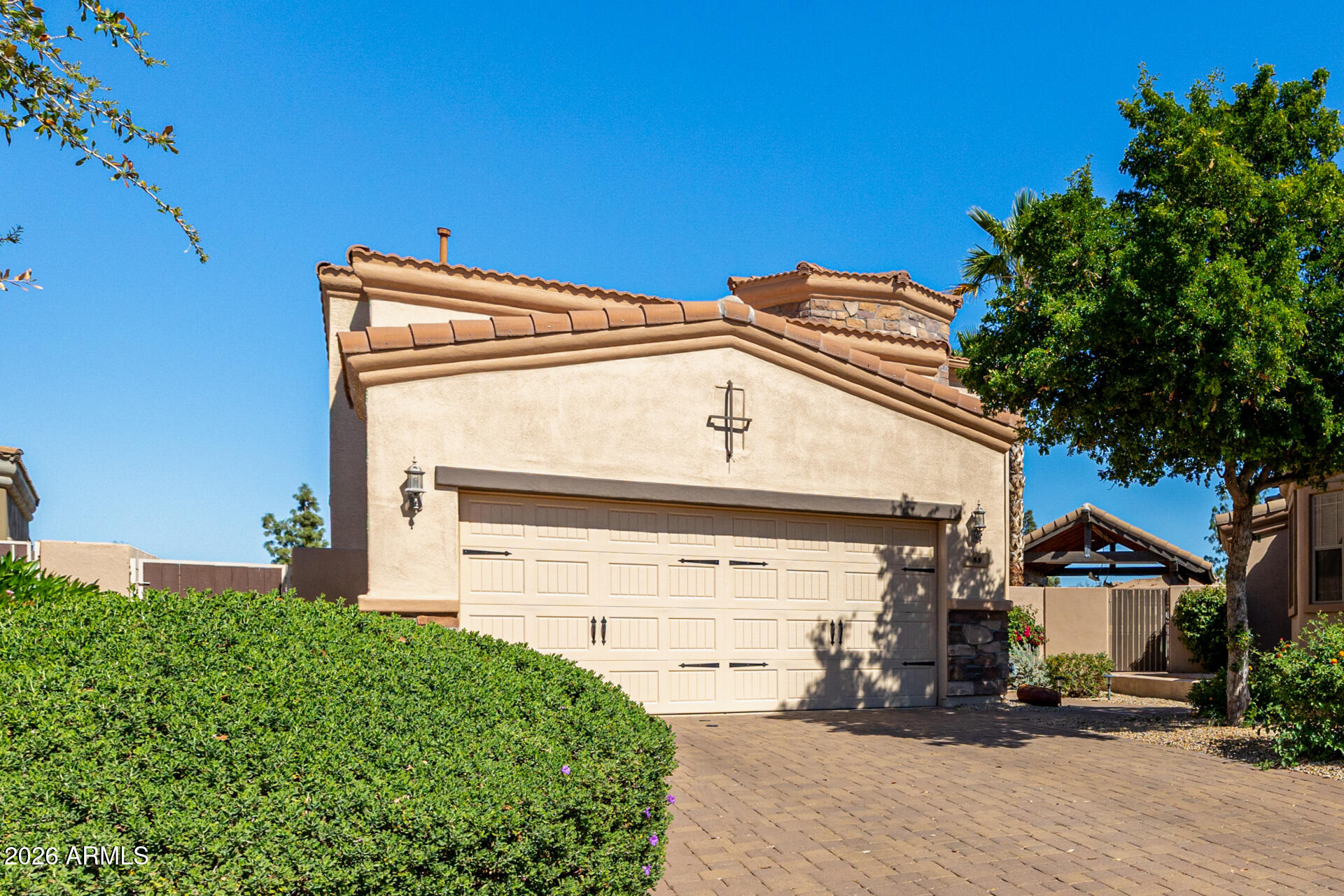 6202 E MCKELLIPS Road 88