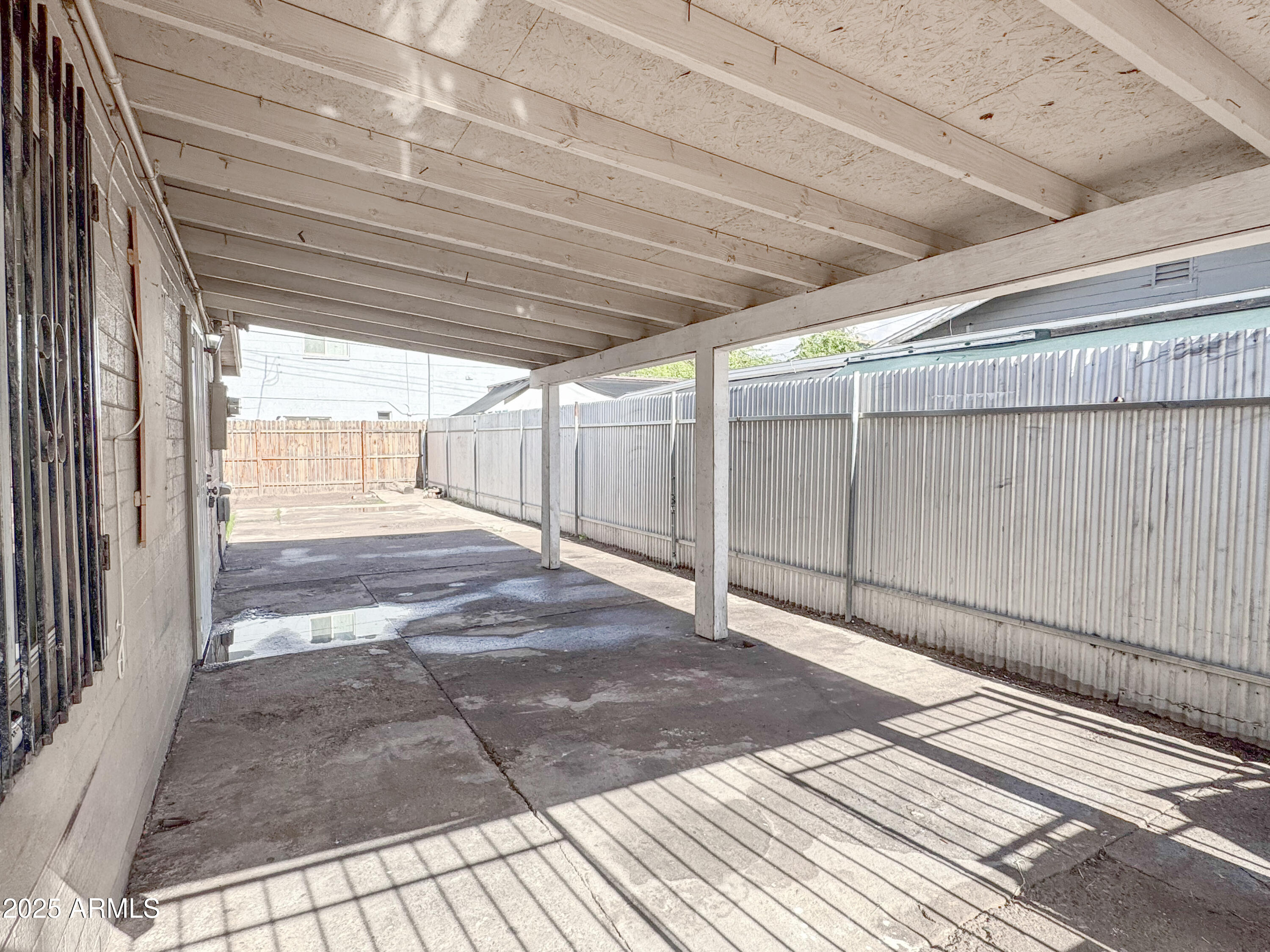 3422 E CULVER Street