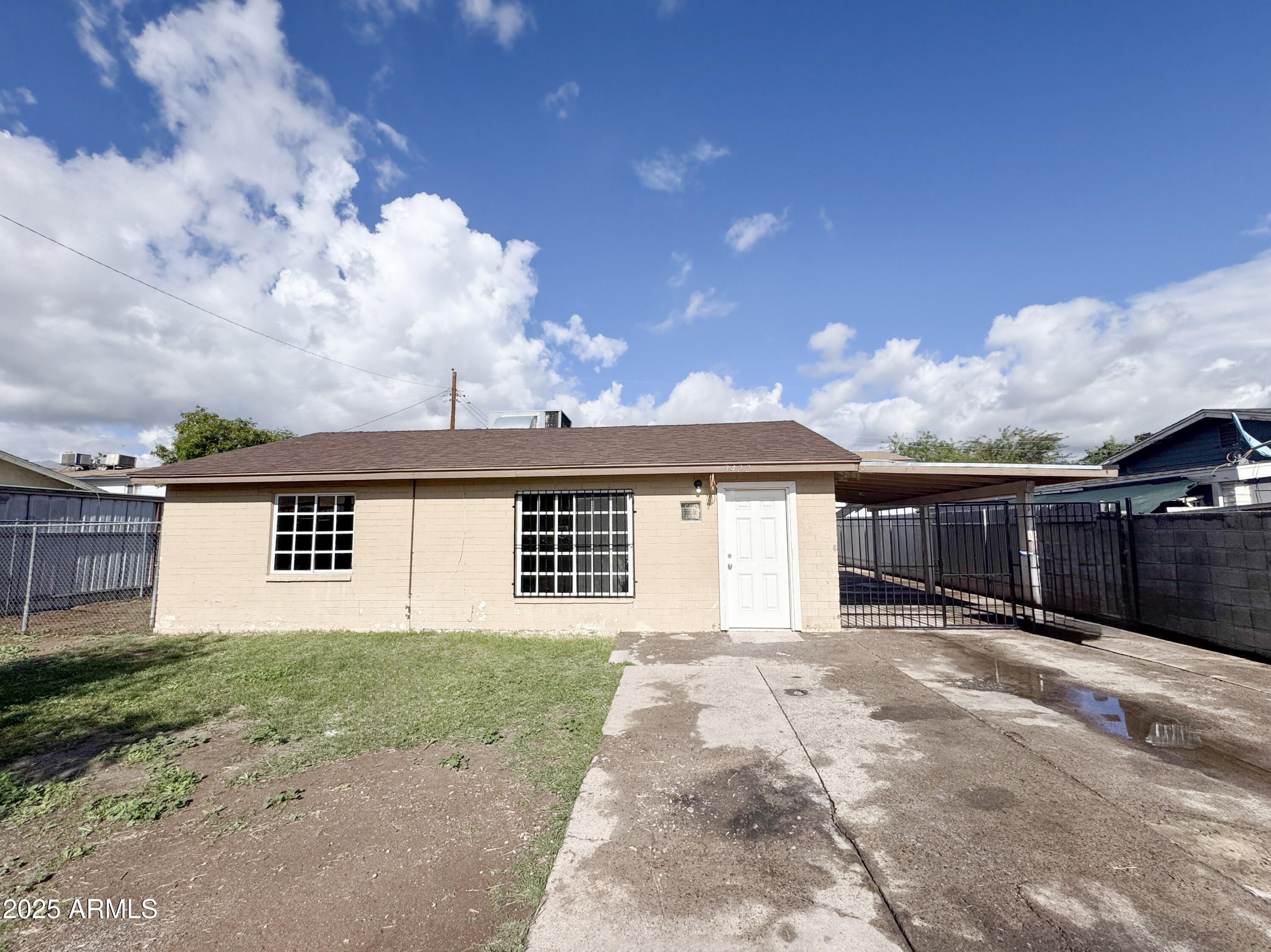 3422 E CULVER Street