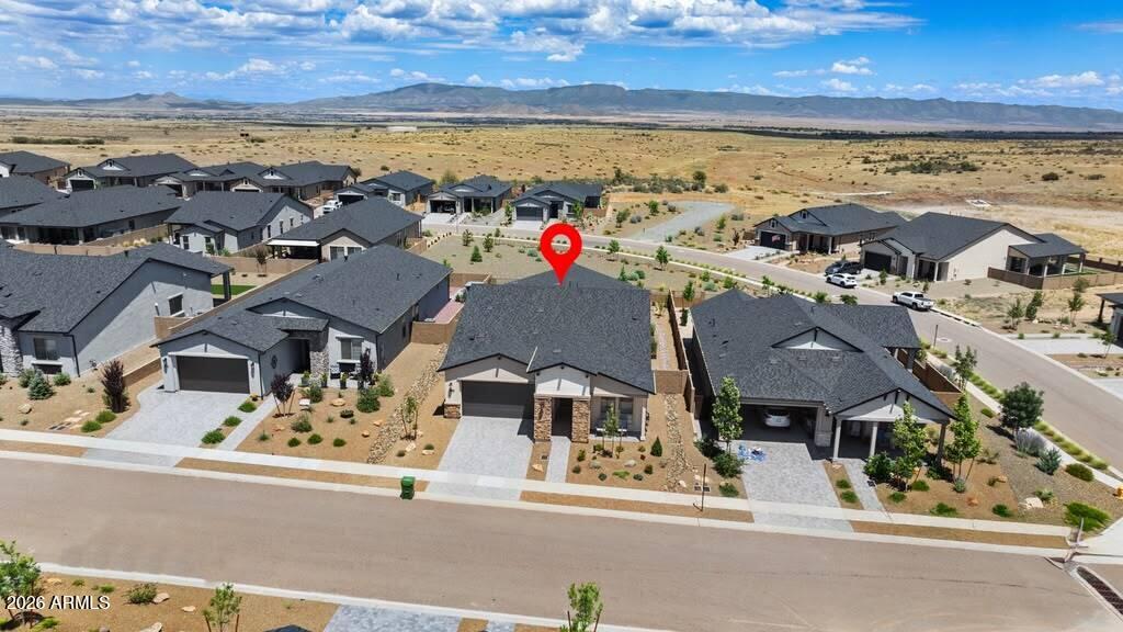 5209 MEANDERING Trail