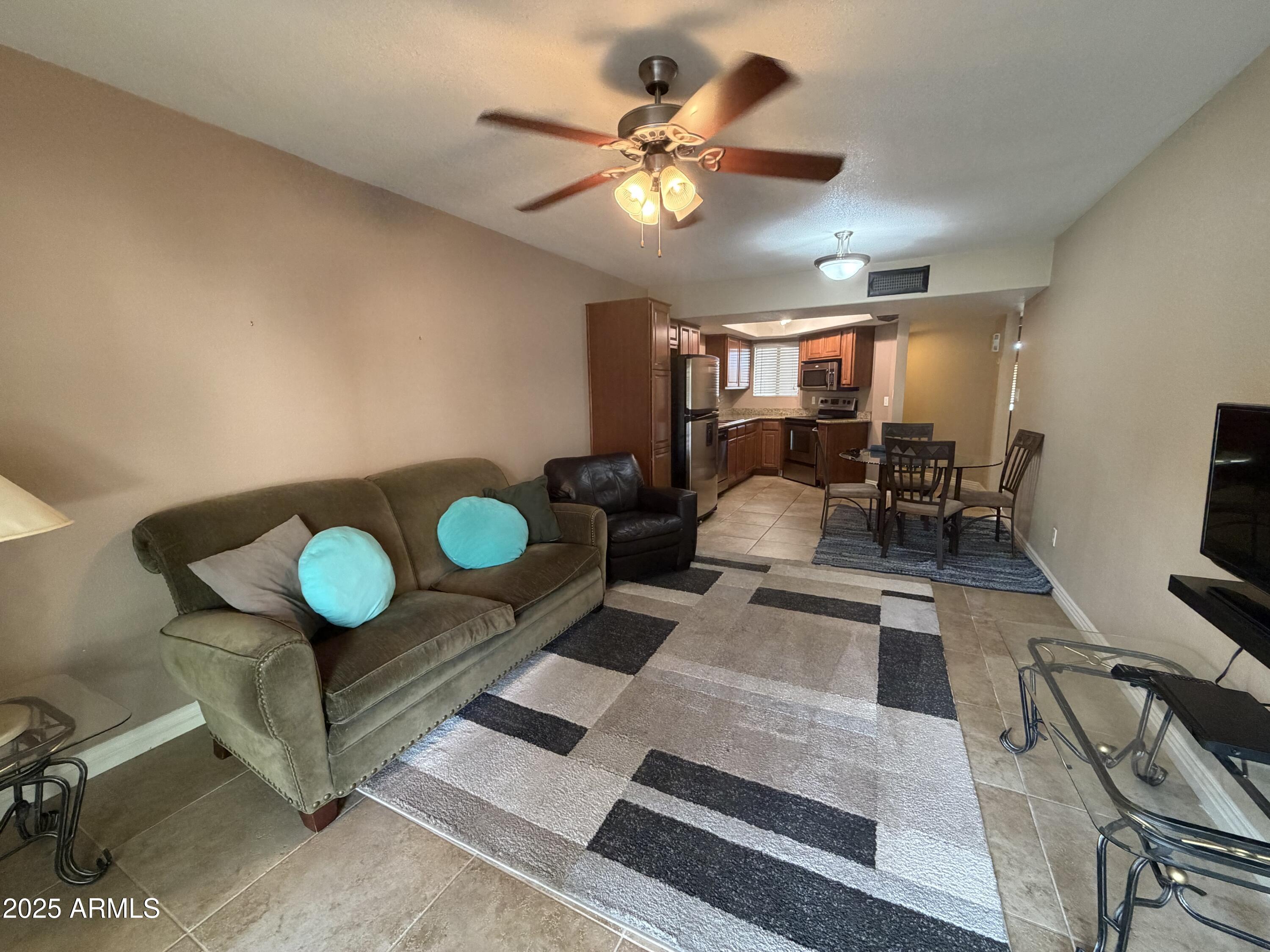 835 N GRANITE REEF Road 34