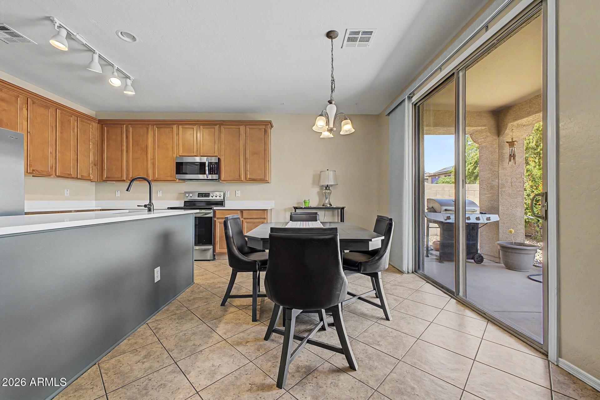 MOUNTAIN GATE PHASE 3 4 - Residential