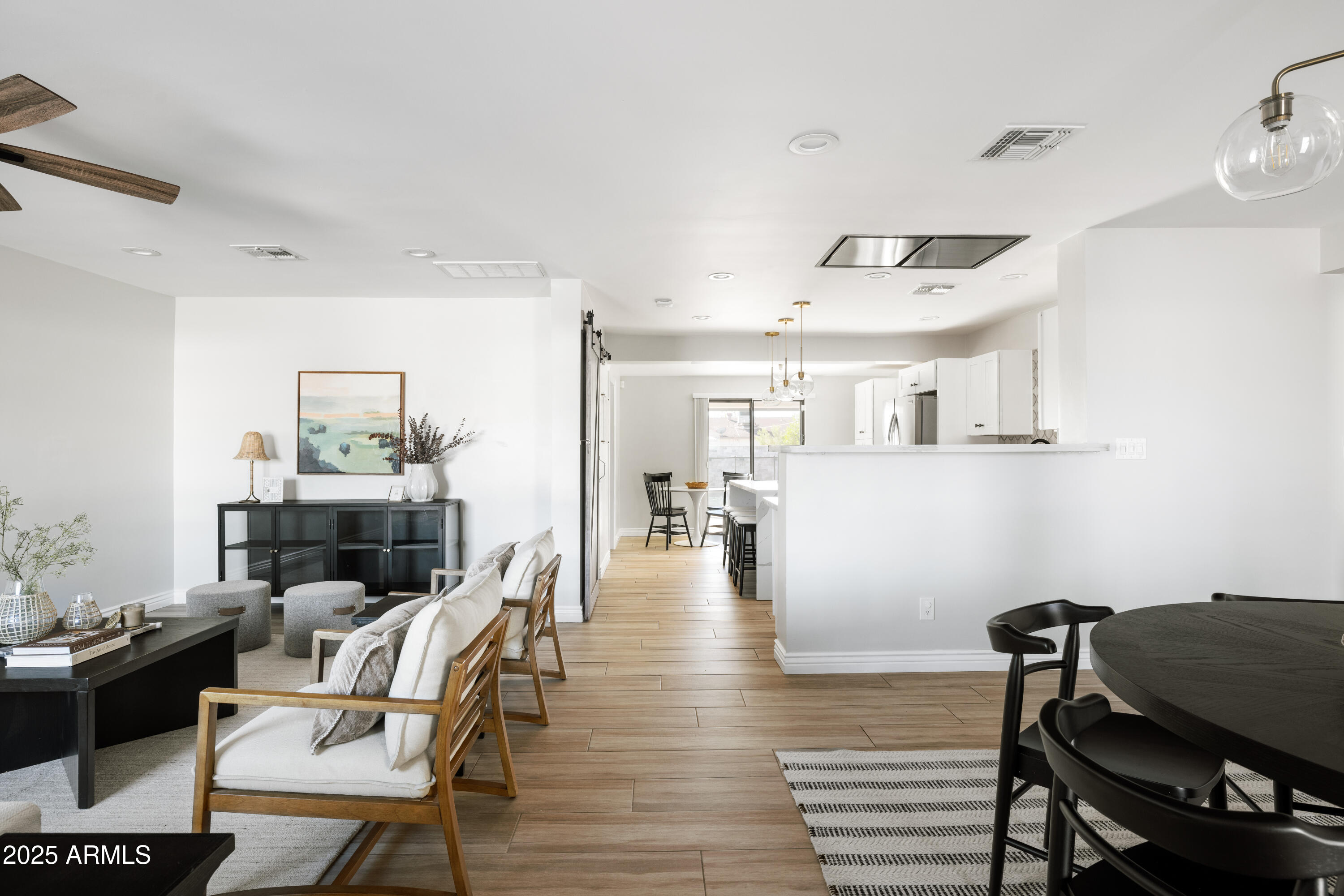 Homes for Sale in Queen Creek Arizona 3 2043 E Clarendon Avenue