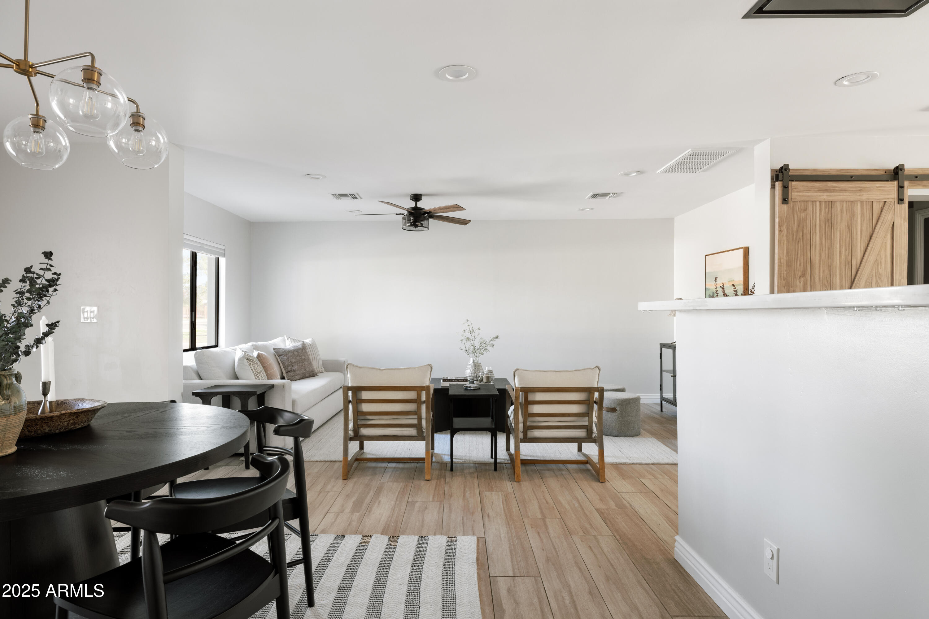 Homes for Sale in Queen Creek Arizona 4 2043 E Clarendon Avenue