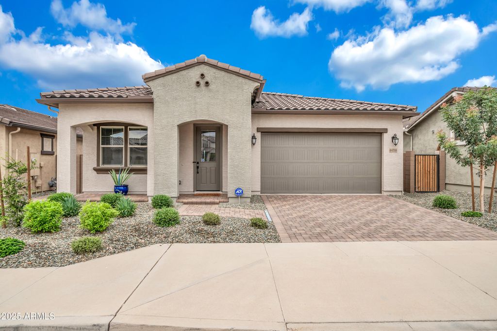 Photo of 44316 N 44th Lane, New River, AZ 85087 (MLS # 6915755)