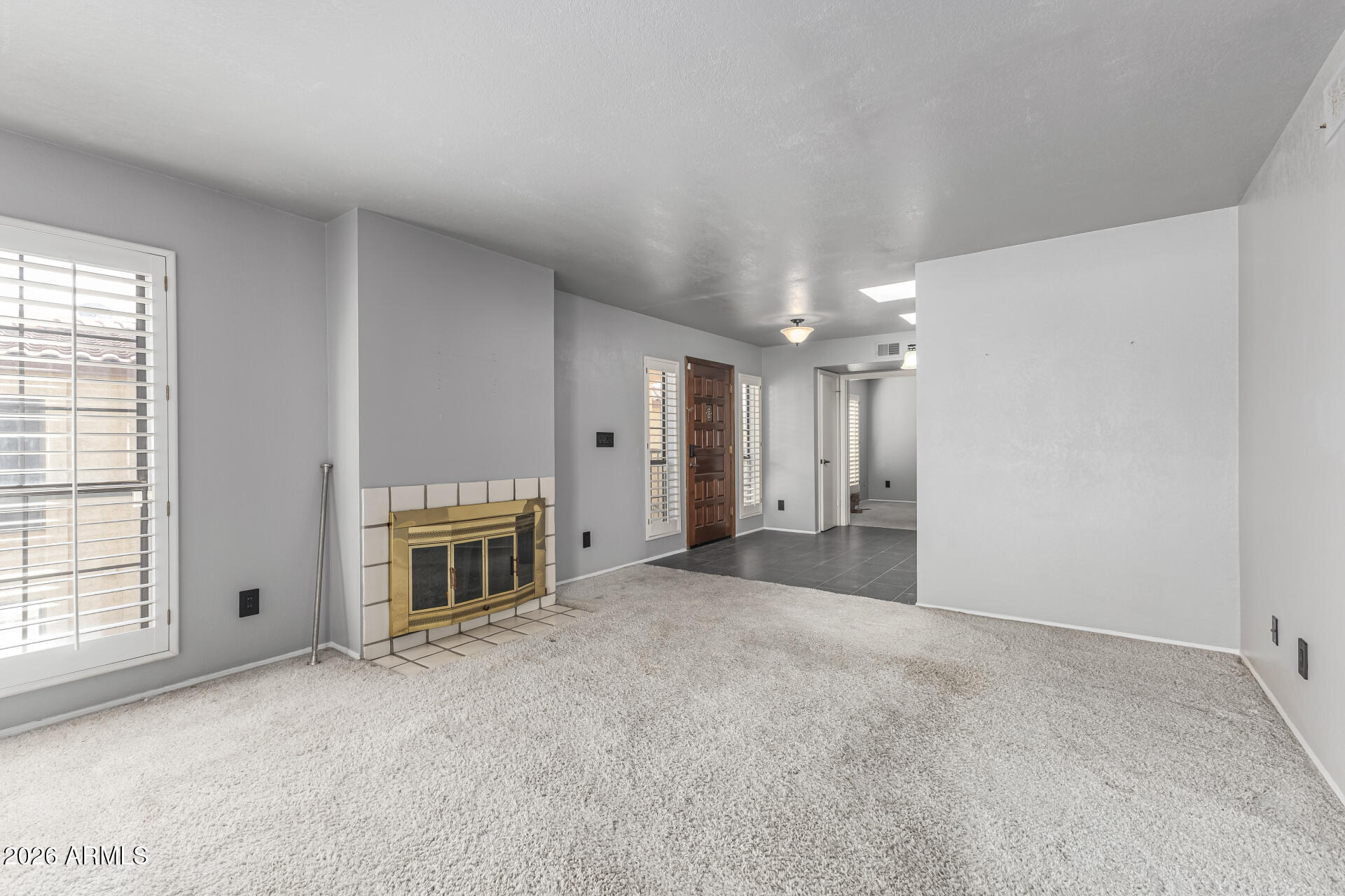 8231 N 21ST Drive E208