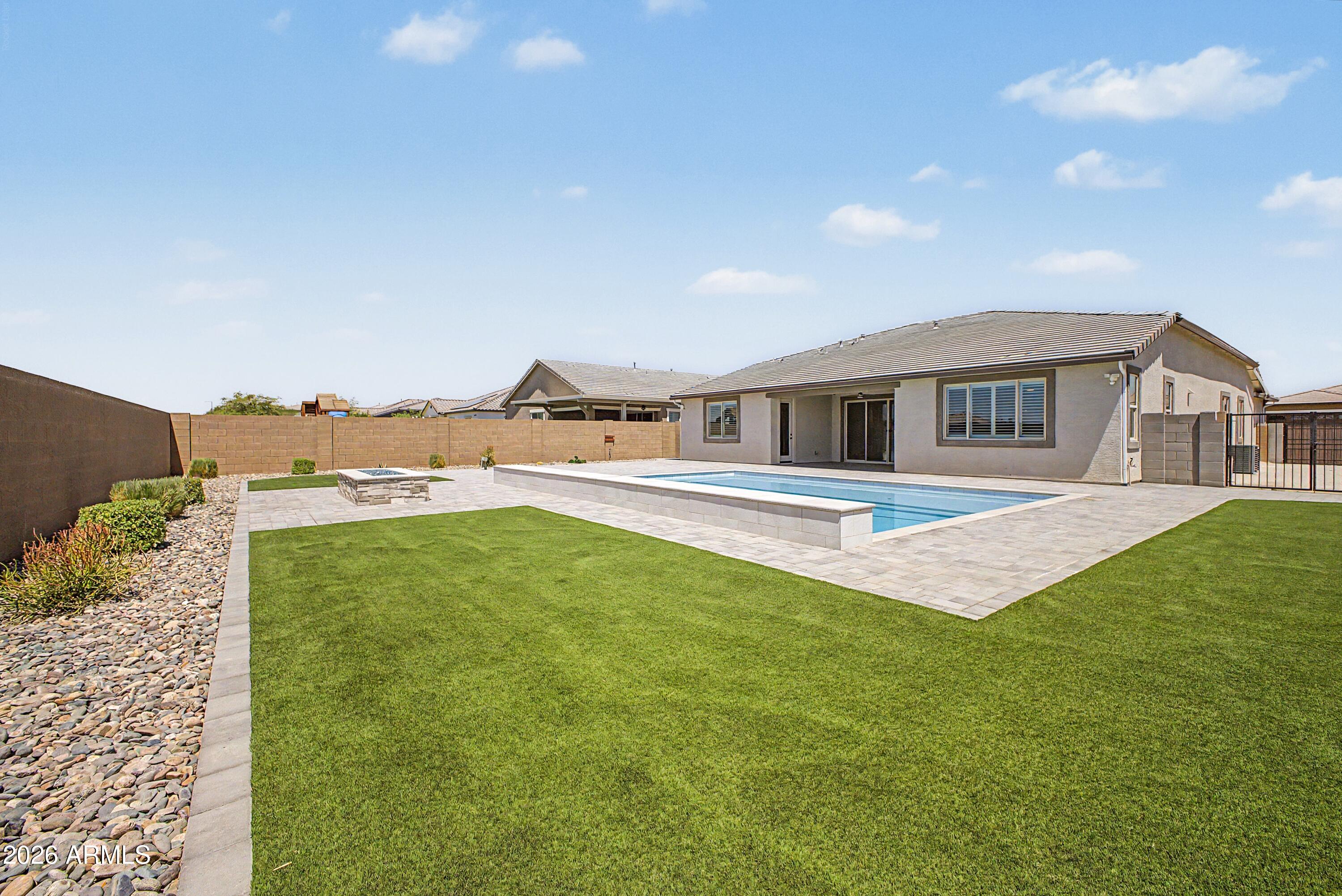 12727 W Sierra Vista Drive