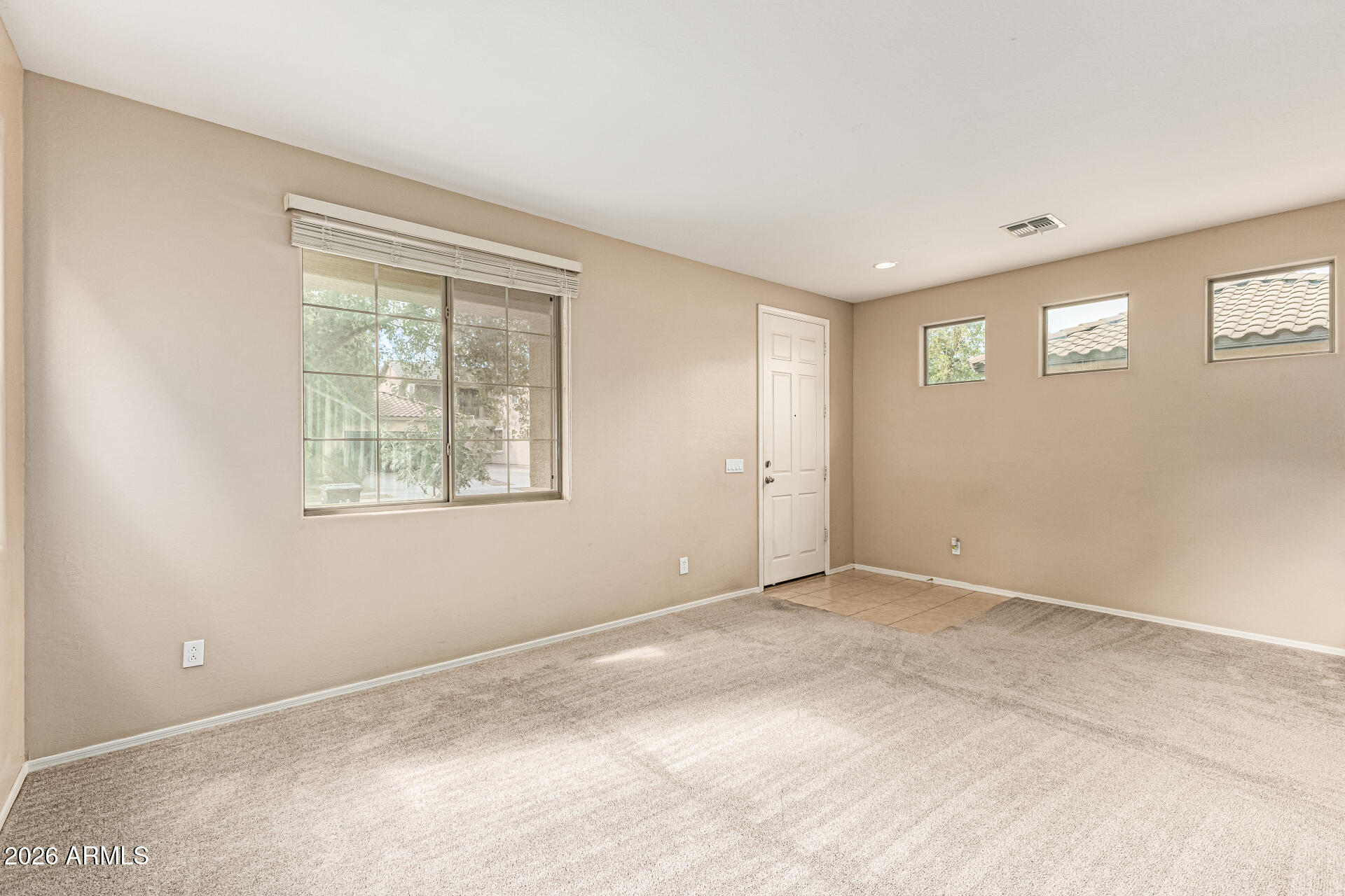 3844 E BATTALA Avenue