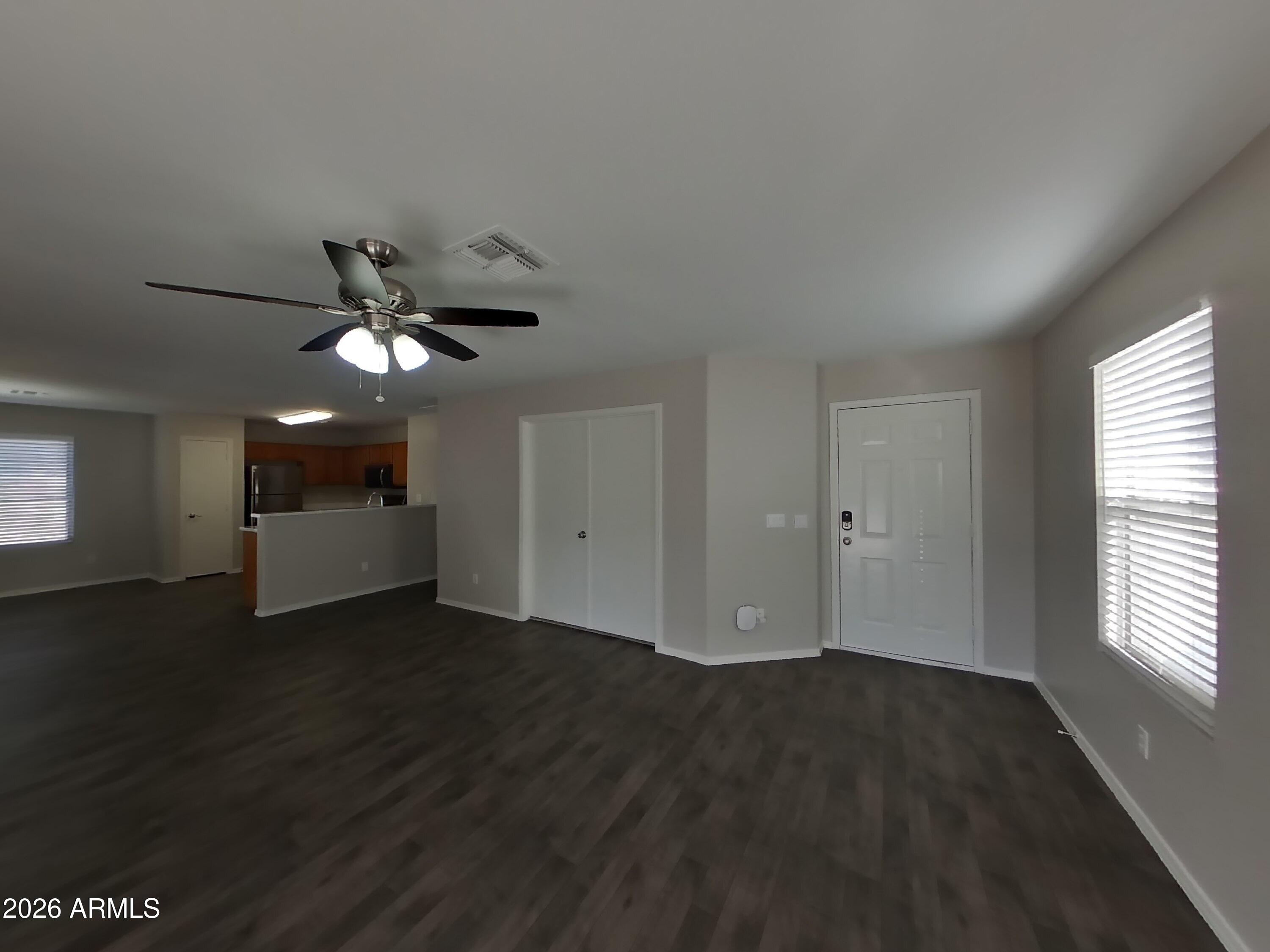 11445 W CAMBRIDGE Avenue