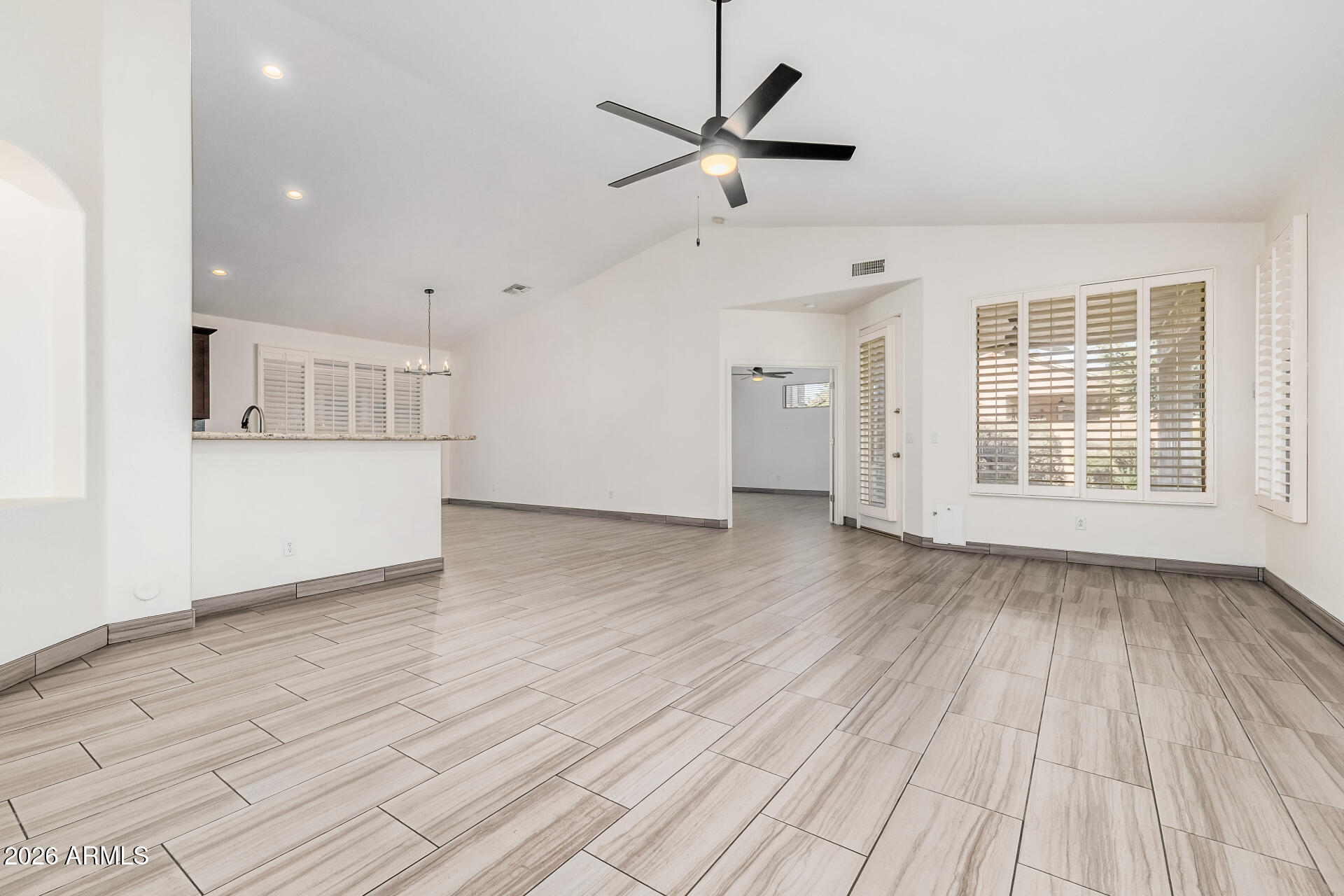 1136 E SAN TAN Drive