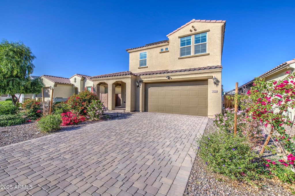 Photo of 7926 W Medlock Drive, Glendale, AZ 85303 (MLS # 6949036)