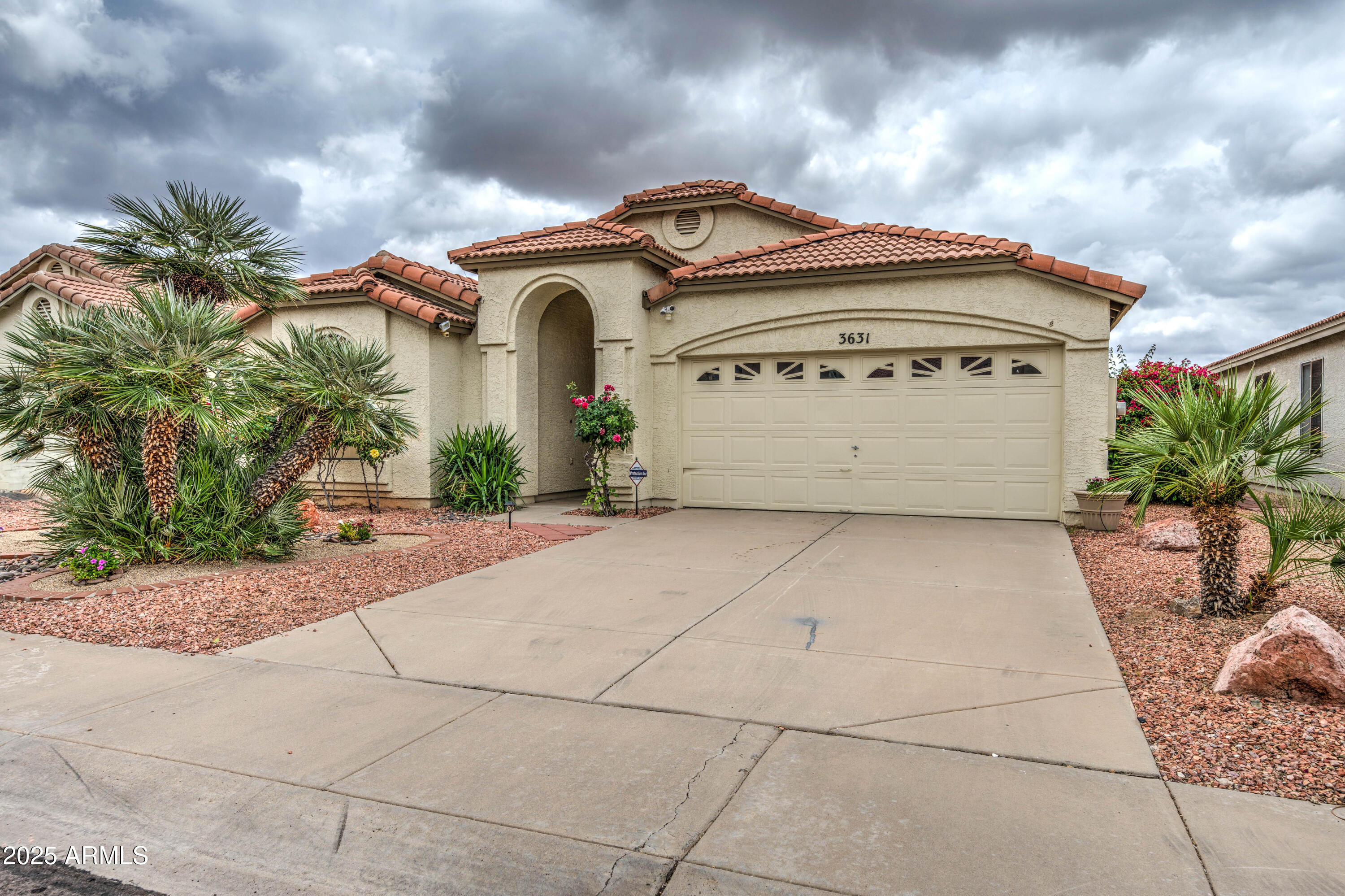 3631 E LONG LAKE Road