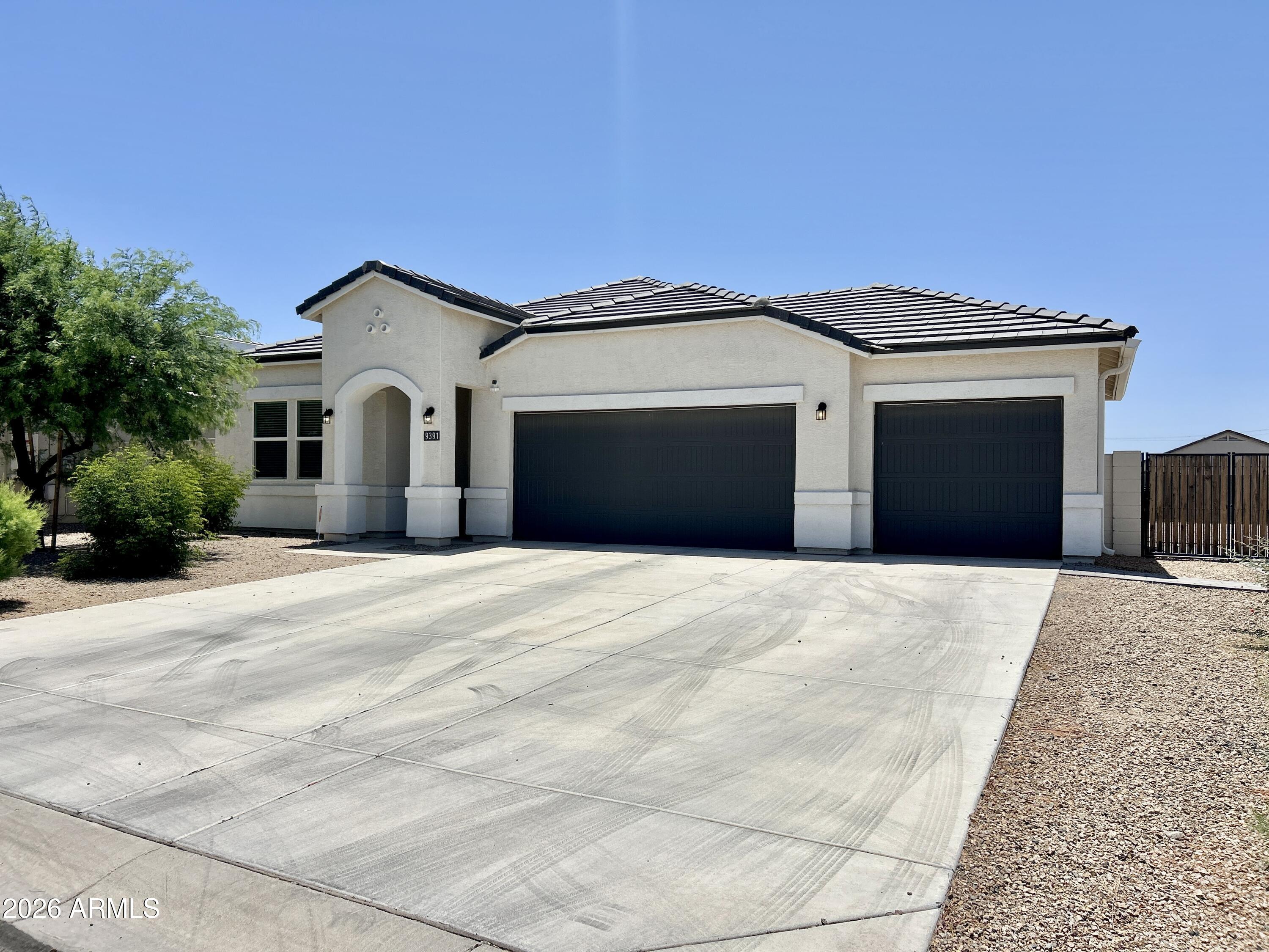 9391 E ALFALFA Drive