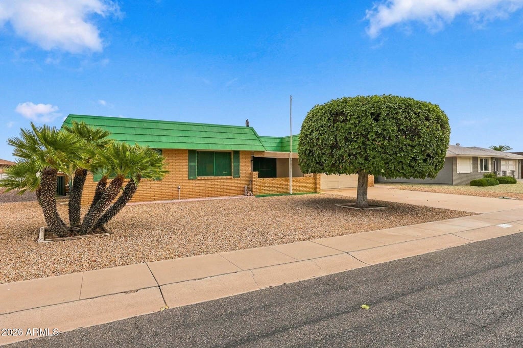 Photo of 9629 W Glen Oaks Circle N, Sun City, AZ 85351 (MLS # 7088649)