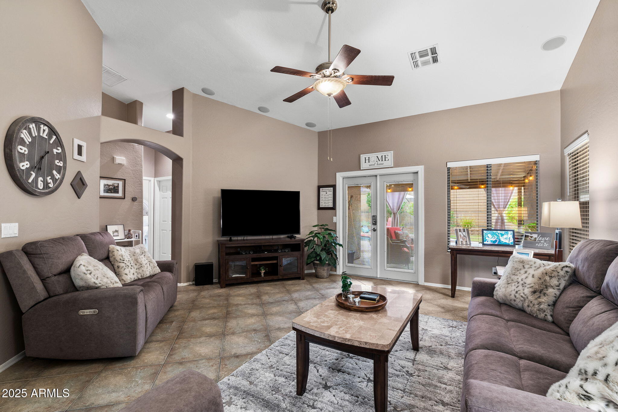 2715 E FAWN Drive