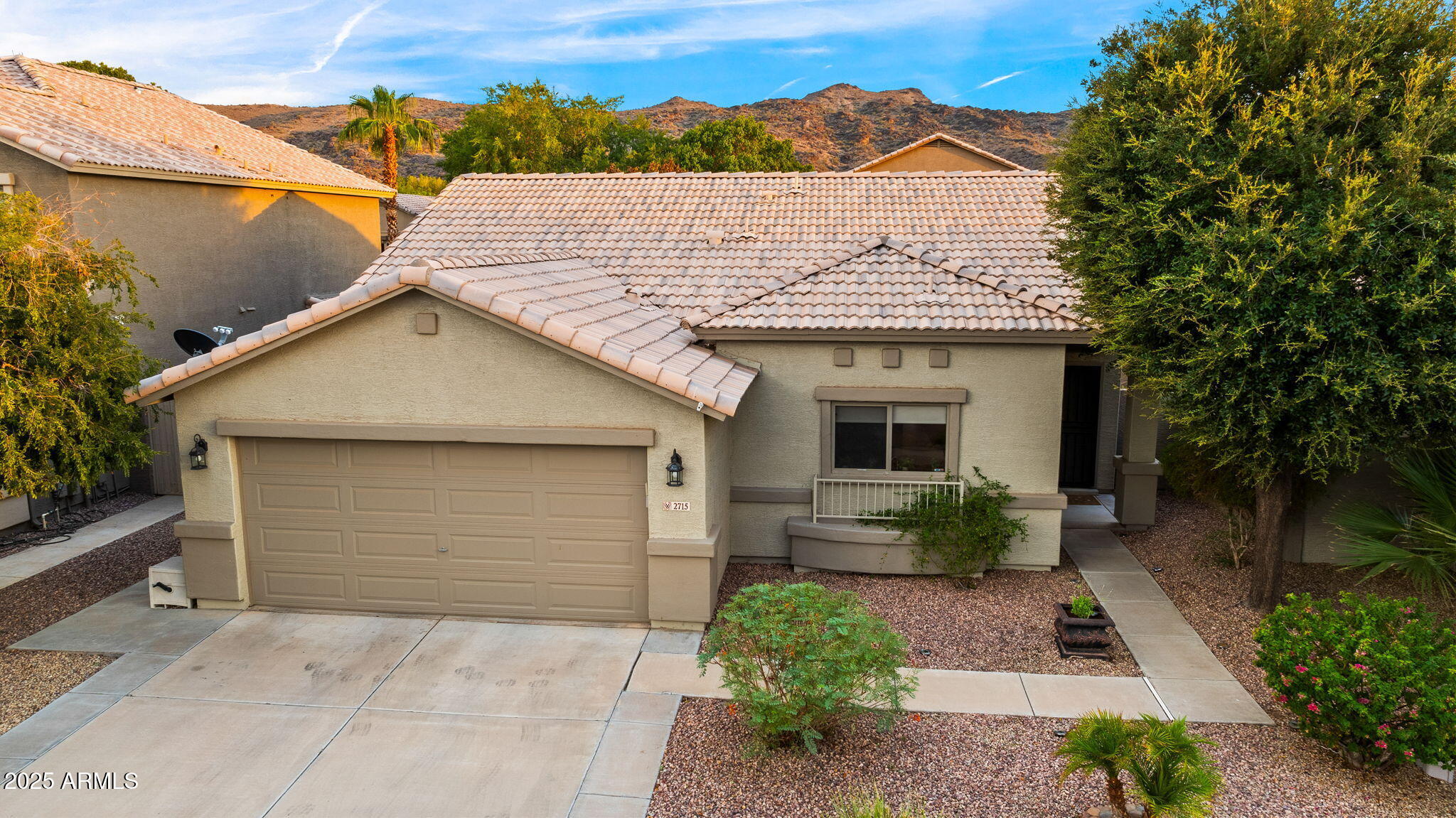 2715 E FAWN Drive