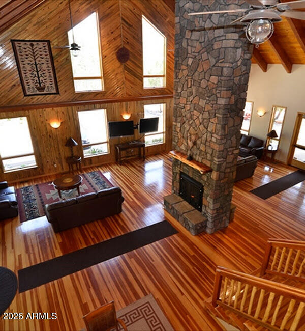 WHITE MOUNTAIN VACATION VILLAGE UNIT 2 - Residential
