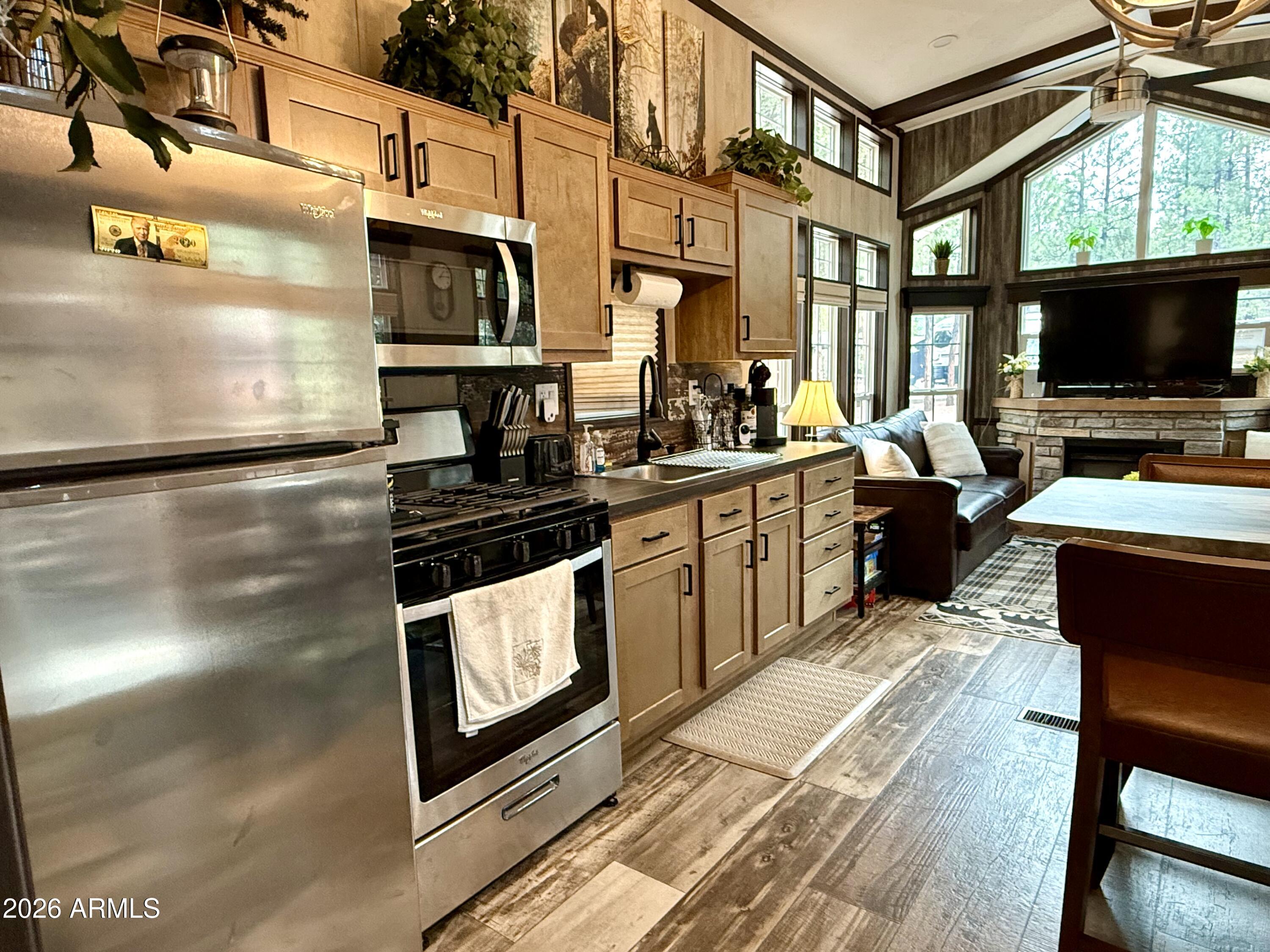 WHITE MOUNTAIN VACATION VILLAGE UNIT 2 - Residential