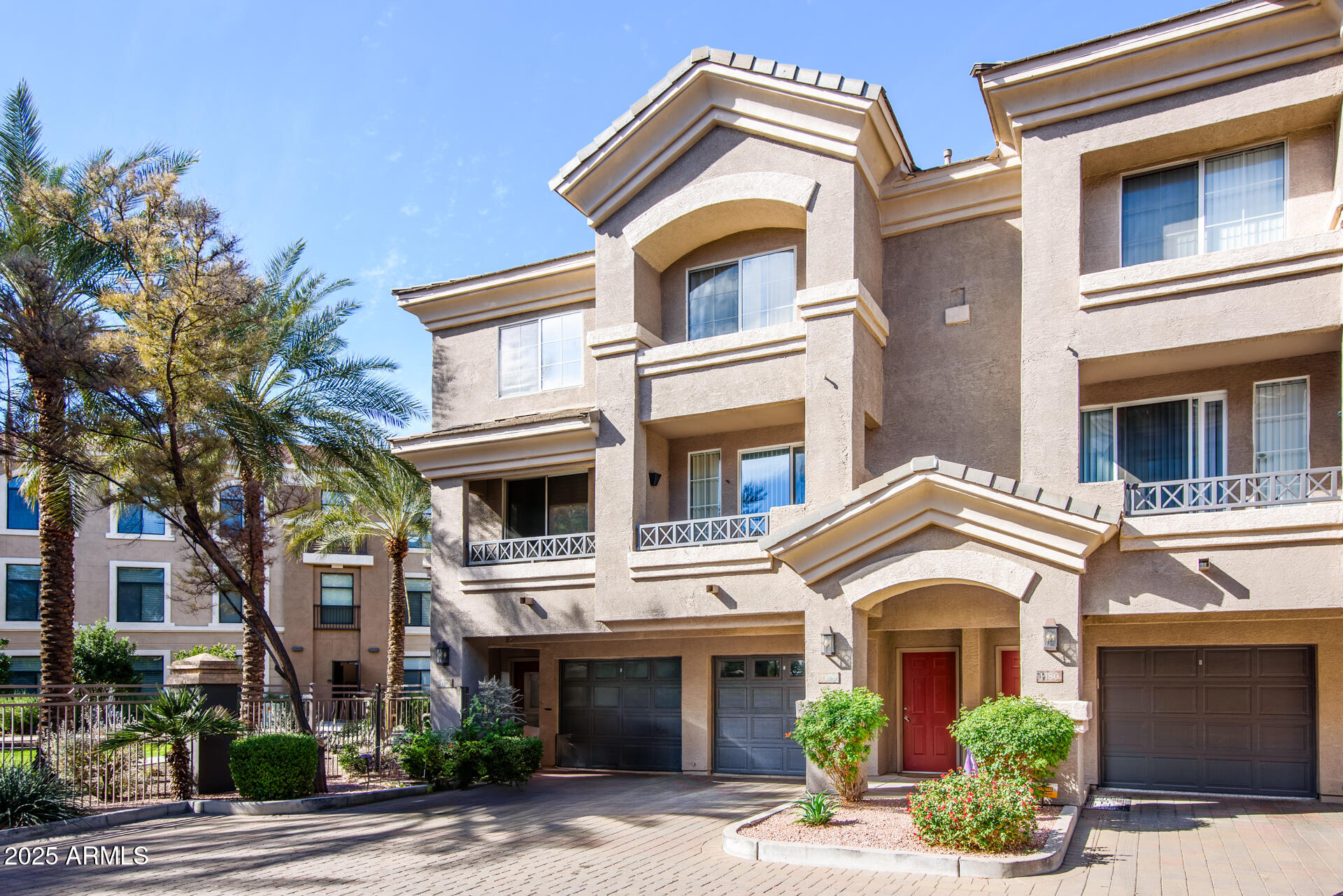 4465 E PARADISE VILLAGE Parkway S 1179