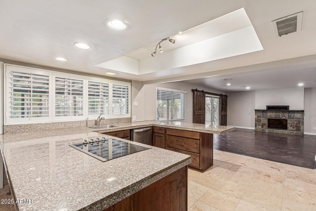 Photo of 3527 S Oak Street, Tempe, AZ 85282 (MLS # 6931871)