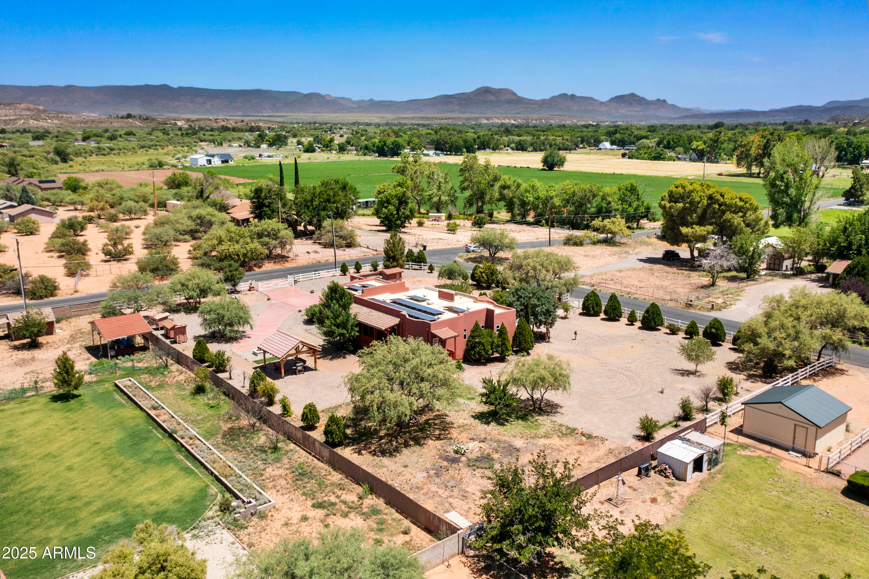 COUNTRY ESTATES UNIT 3 - Residential
