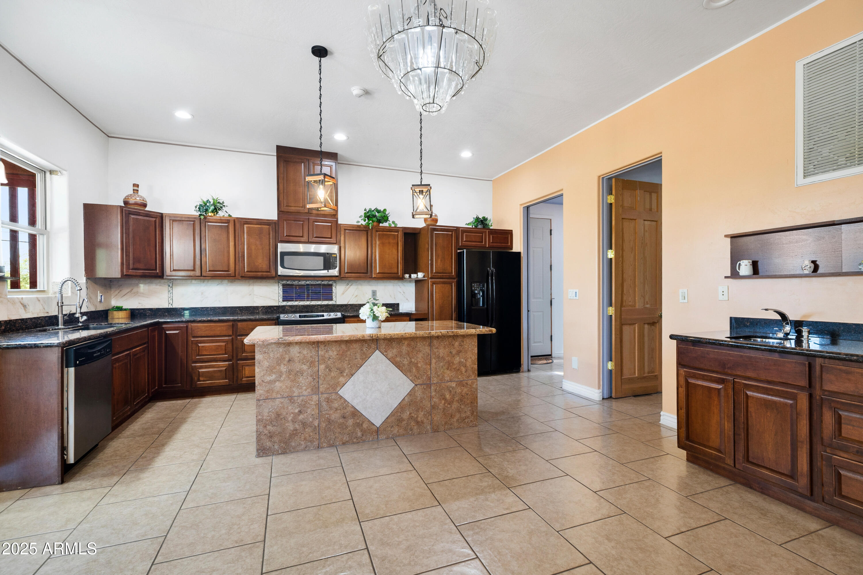 COUNTRY ESTATES UNIT 3 - Residential