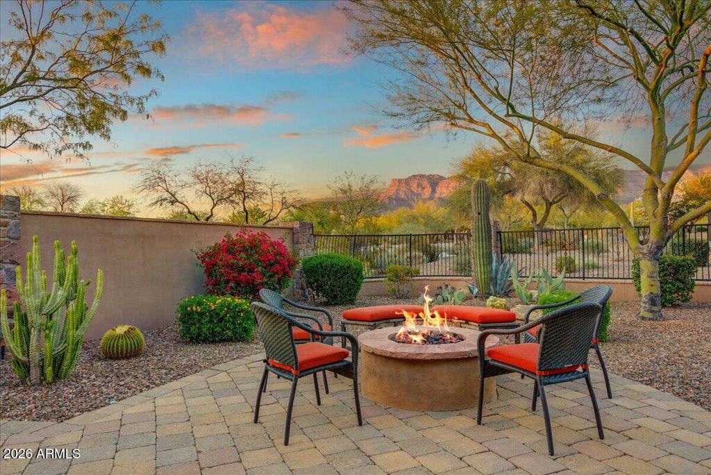 Photo of 3148 S Prospector Circle S, Gold Canyon, AZ 85118 (MLS # 6996328)