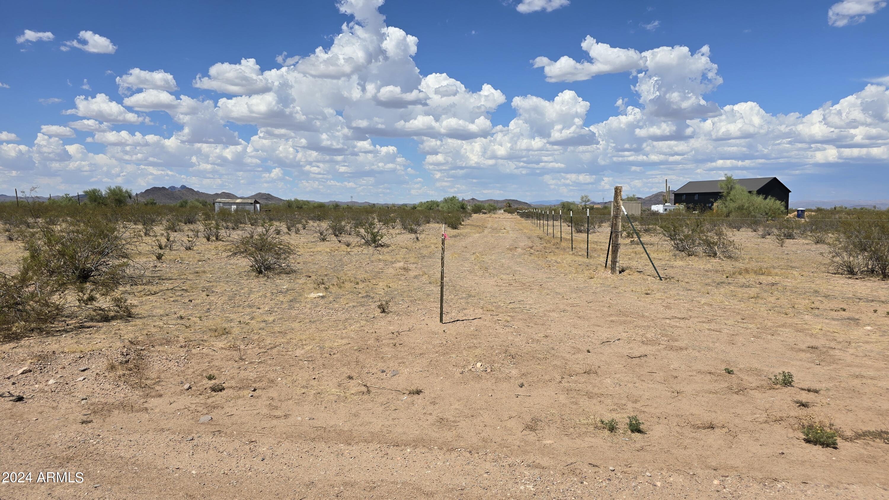 304XX W Wildcat Drive -