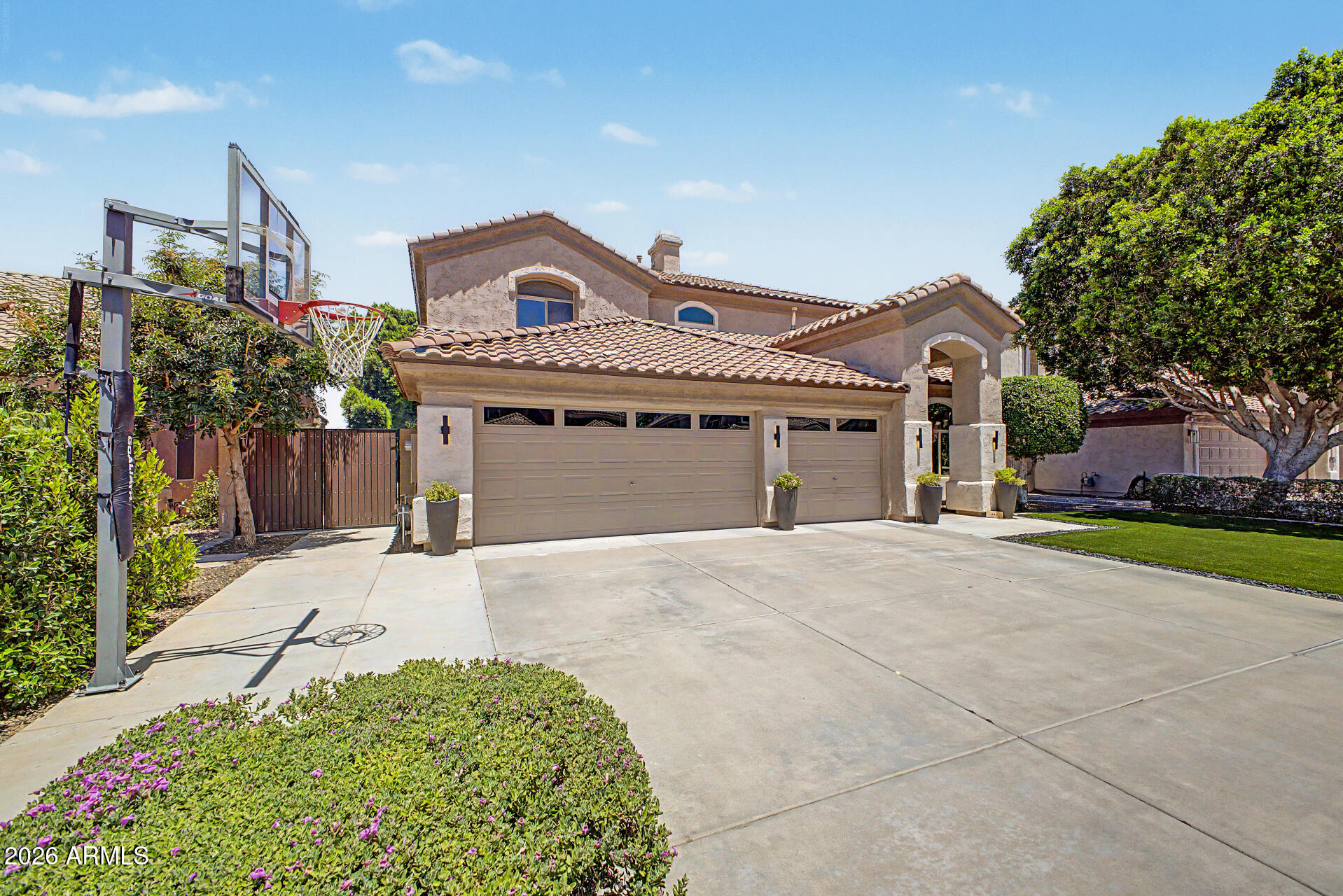 474 E RANCH Road