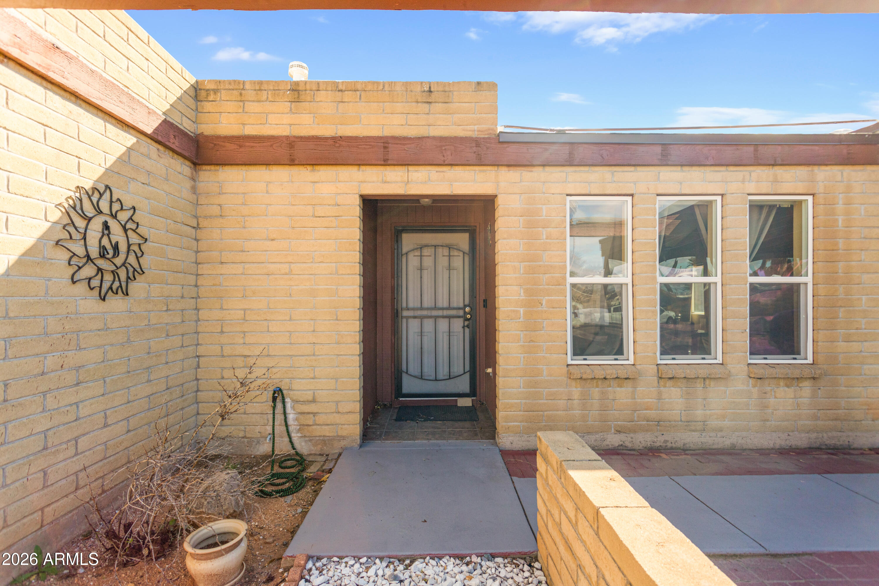 4850 E FOOTHILLS Drive