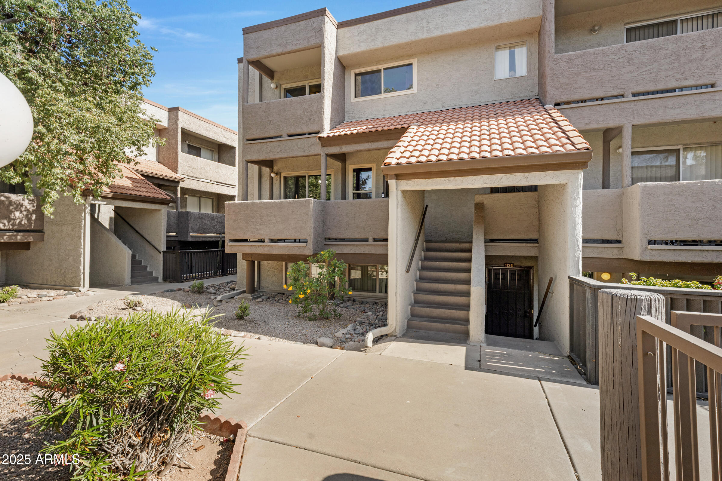 1645 W BASELINE Road 2125