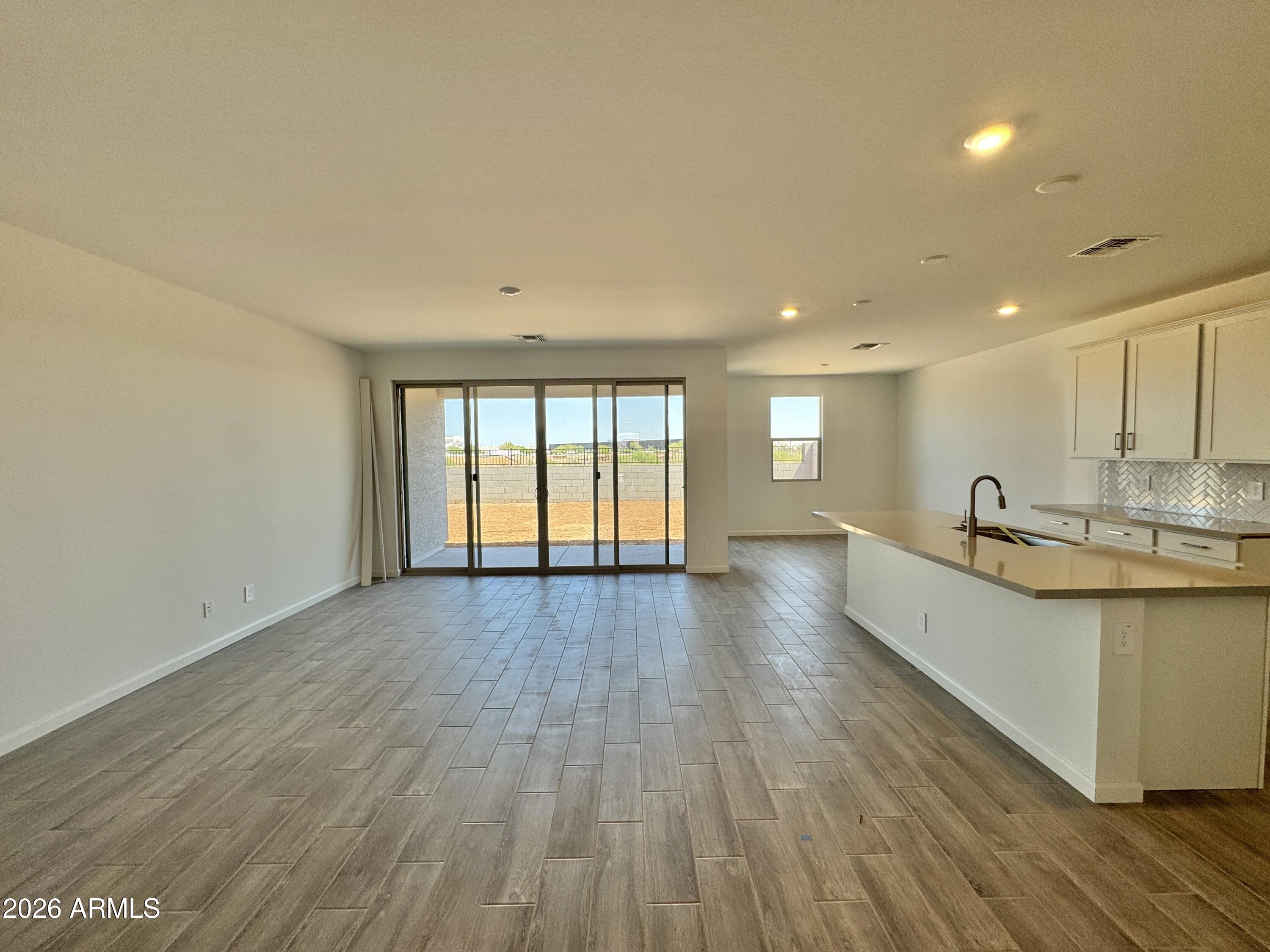 10085 N 156TH Avenue