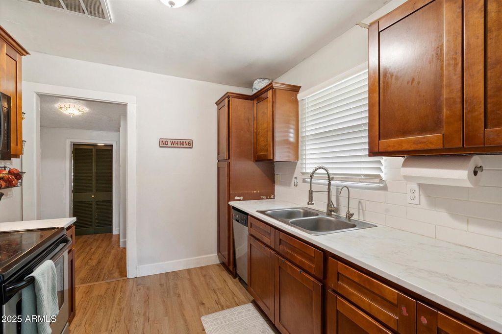 Photo of 5540 W Northview Avenue, Glendale, AZ 85301 (MLS # 6951414)