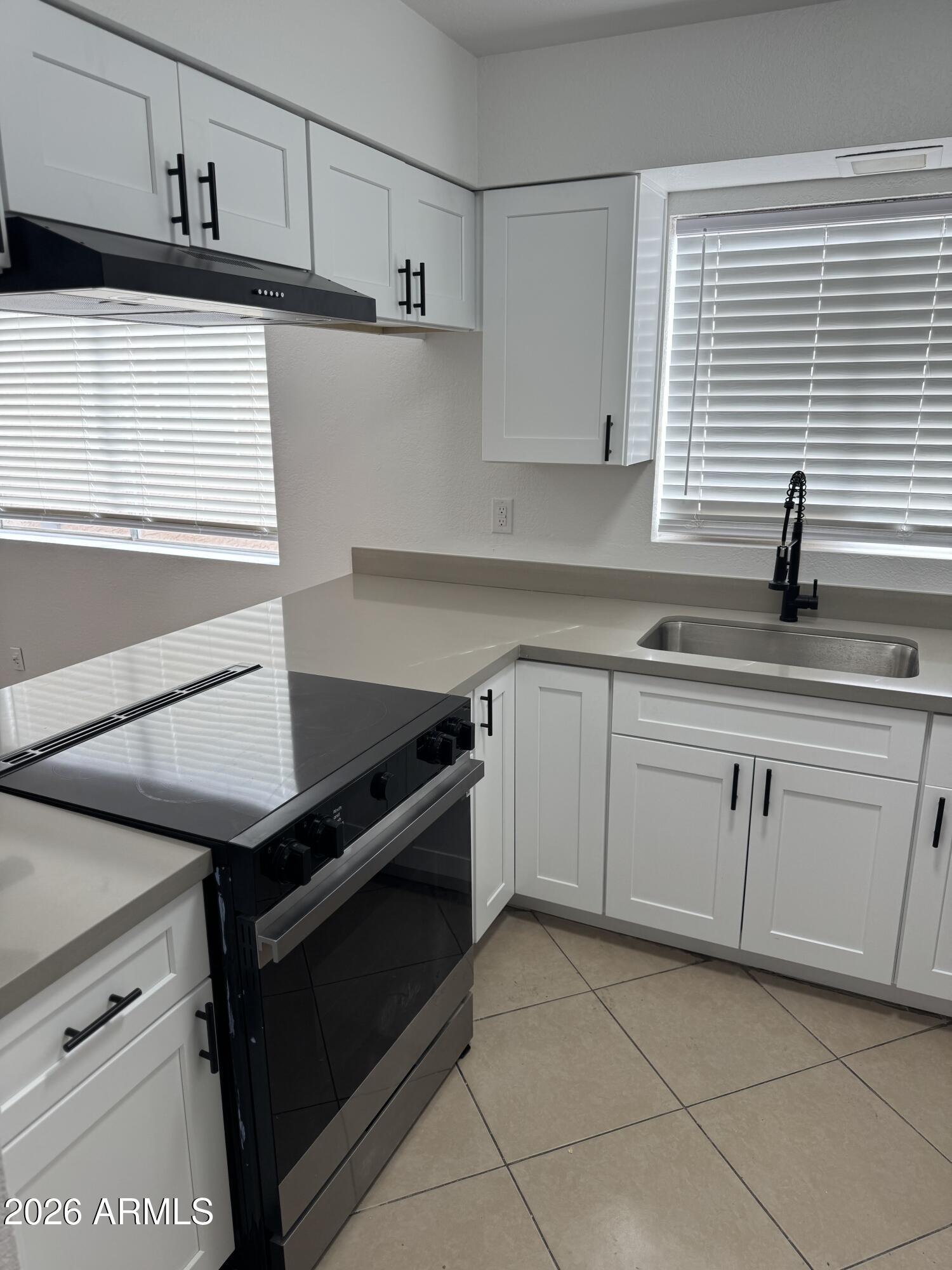 615 N ARROWHEAD Drive 1