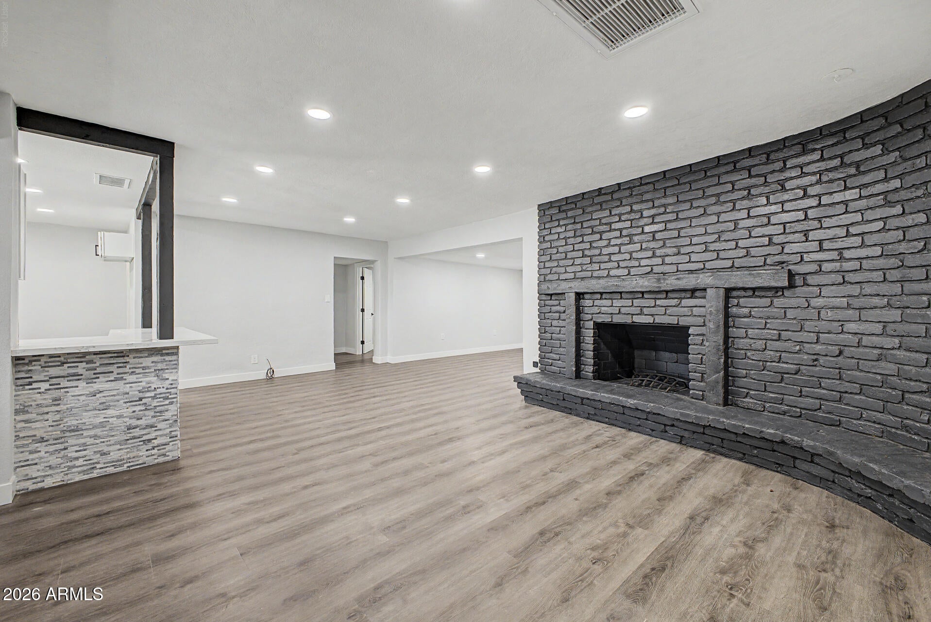 445 N CHERRY --