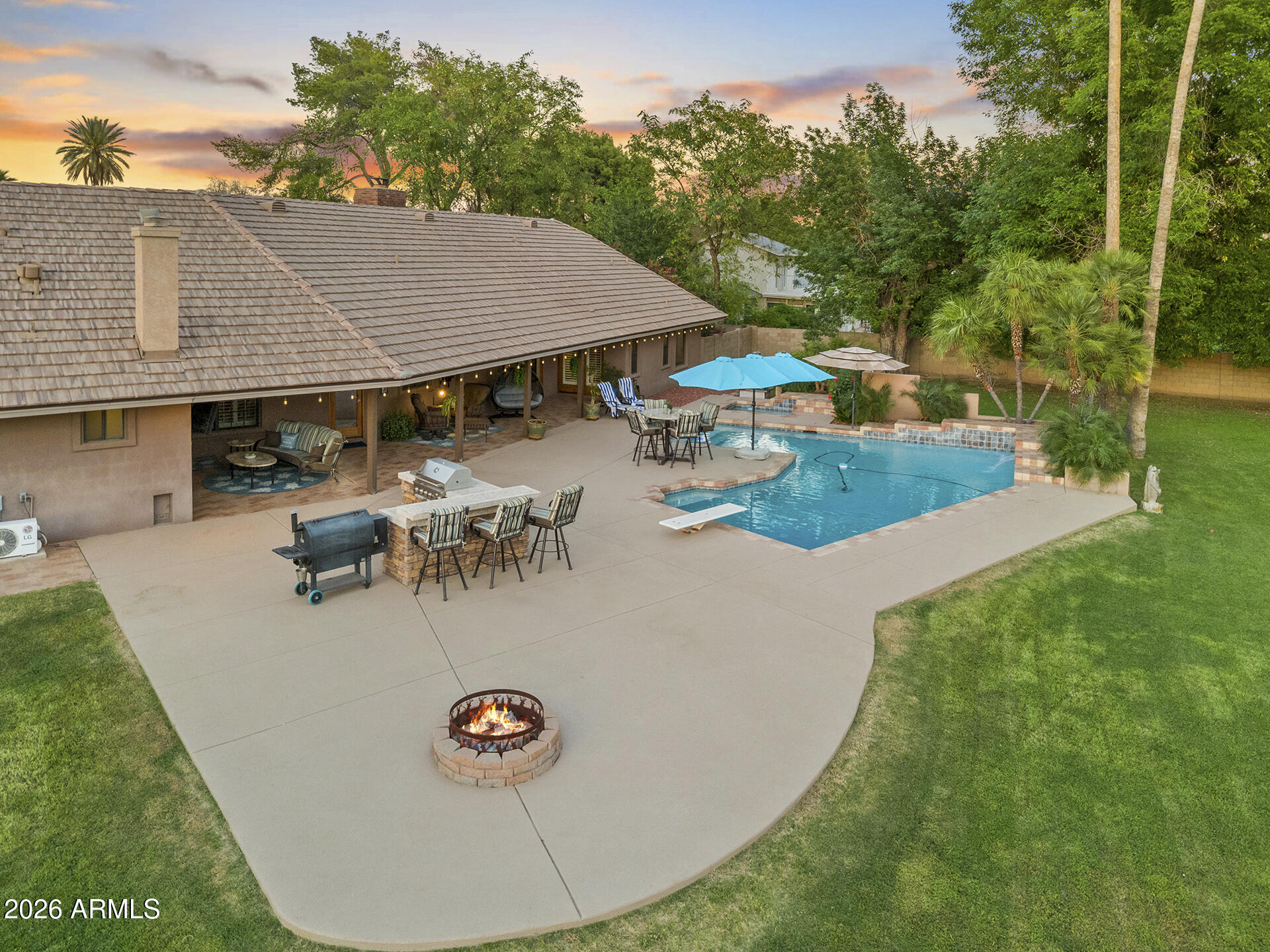 6731 W SWEETWATER Avenue