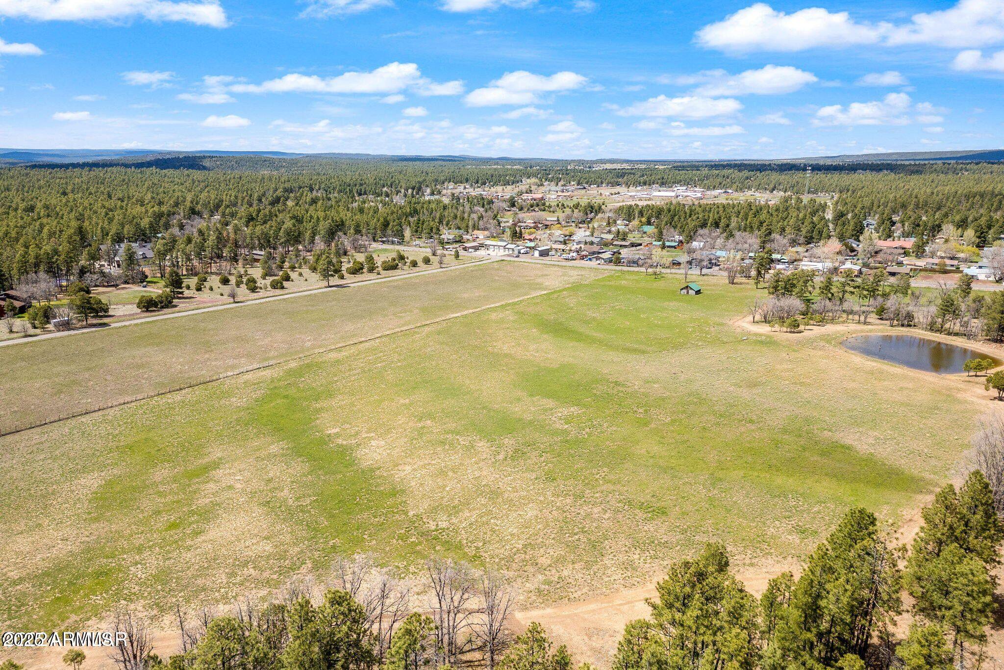 931 W WOODLAND LAKE Road 13