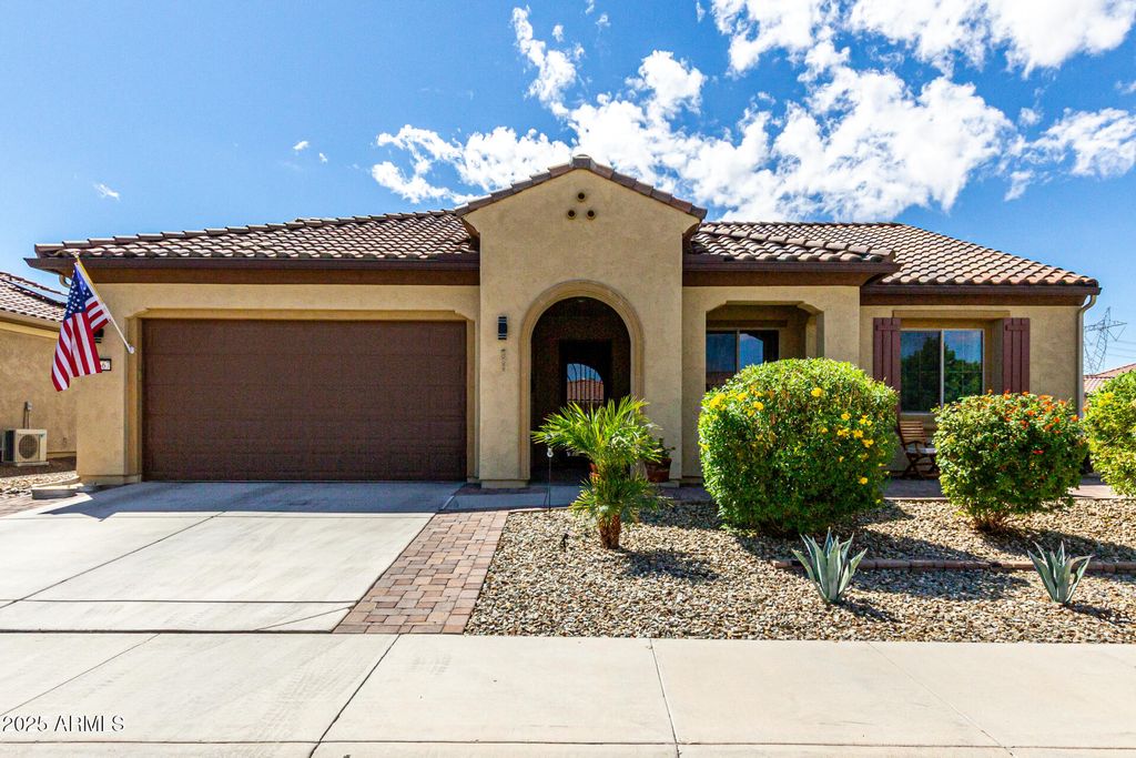 Photo of 26667 W Covey Lane, Buckeye, AZ 85396 (MLS # 6919780)