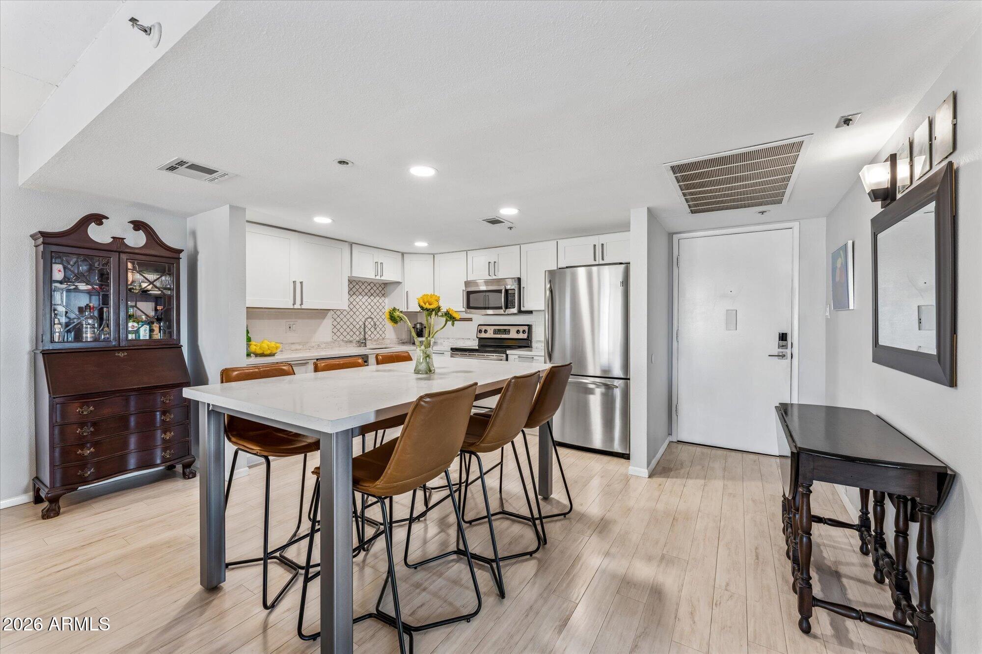 7950 E CAMELBACK Road 704