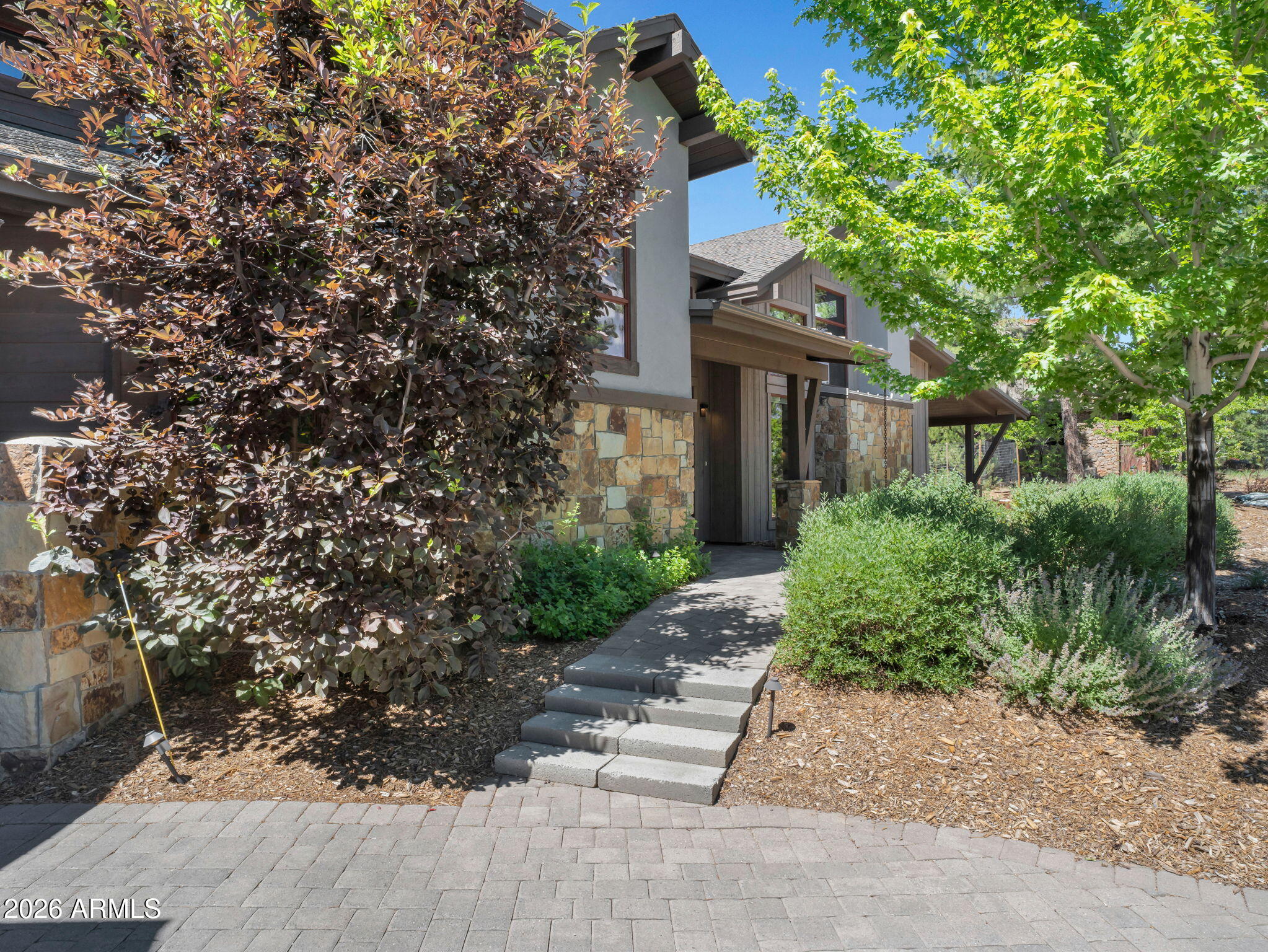 2701 E Byrds View Drive