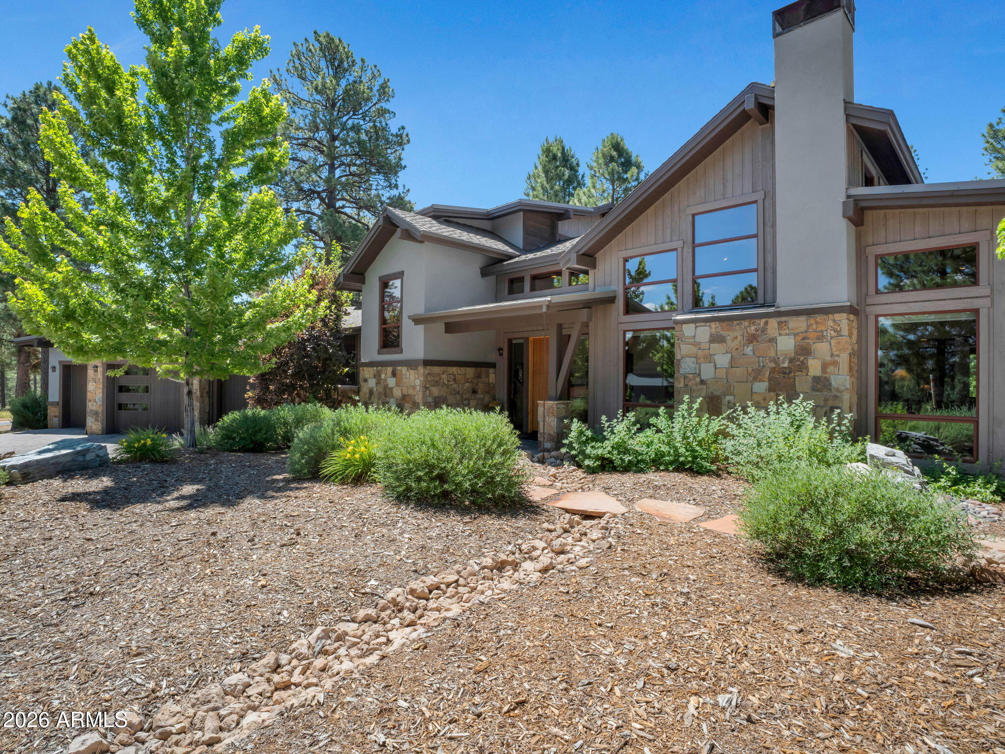 2701 E Byrds View Drive