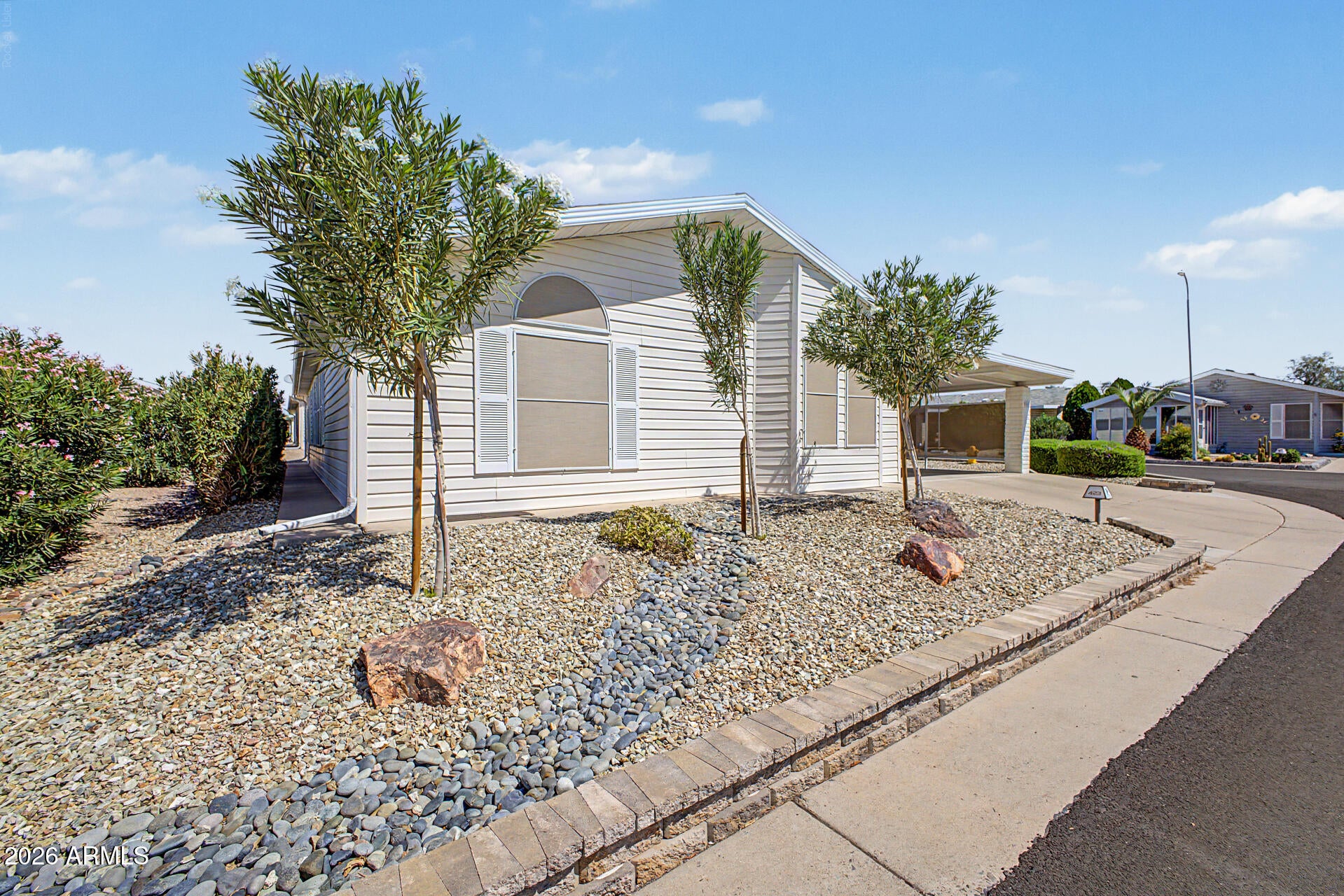 215 N POWER Road 423