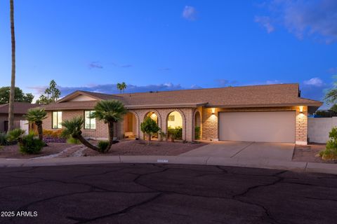 8354 E VIA DE DORADO -- Scottsdale AZ 85258