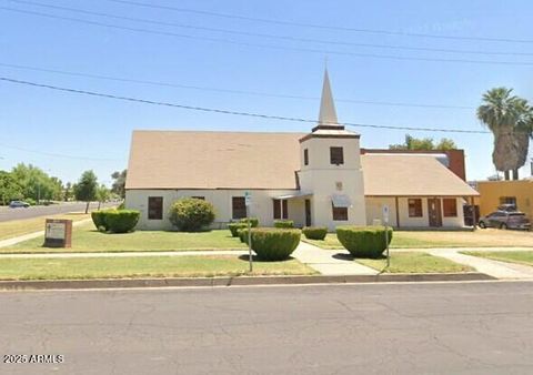 61 N HIBBERT -- Mesa AZ 85201