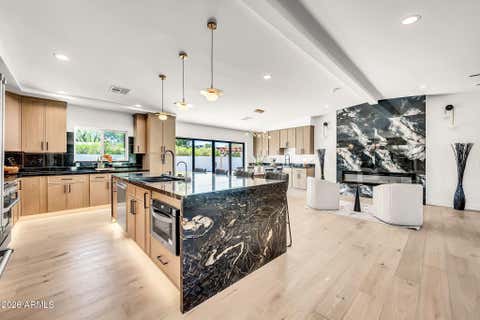Photo of 5125 E Mulberry Drive, Phoenix, AZ 85018 (MLS # 7015131)