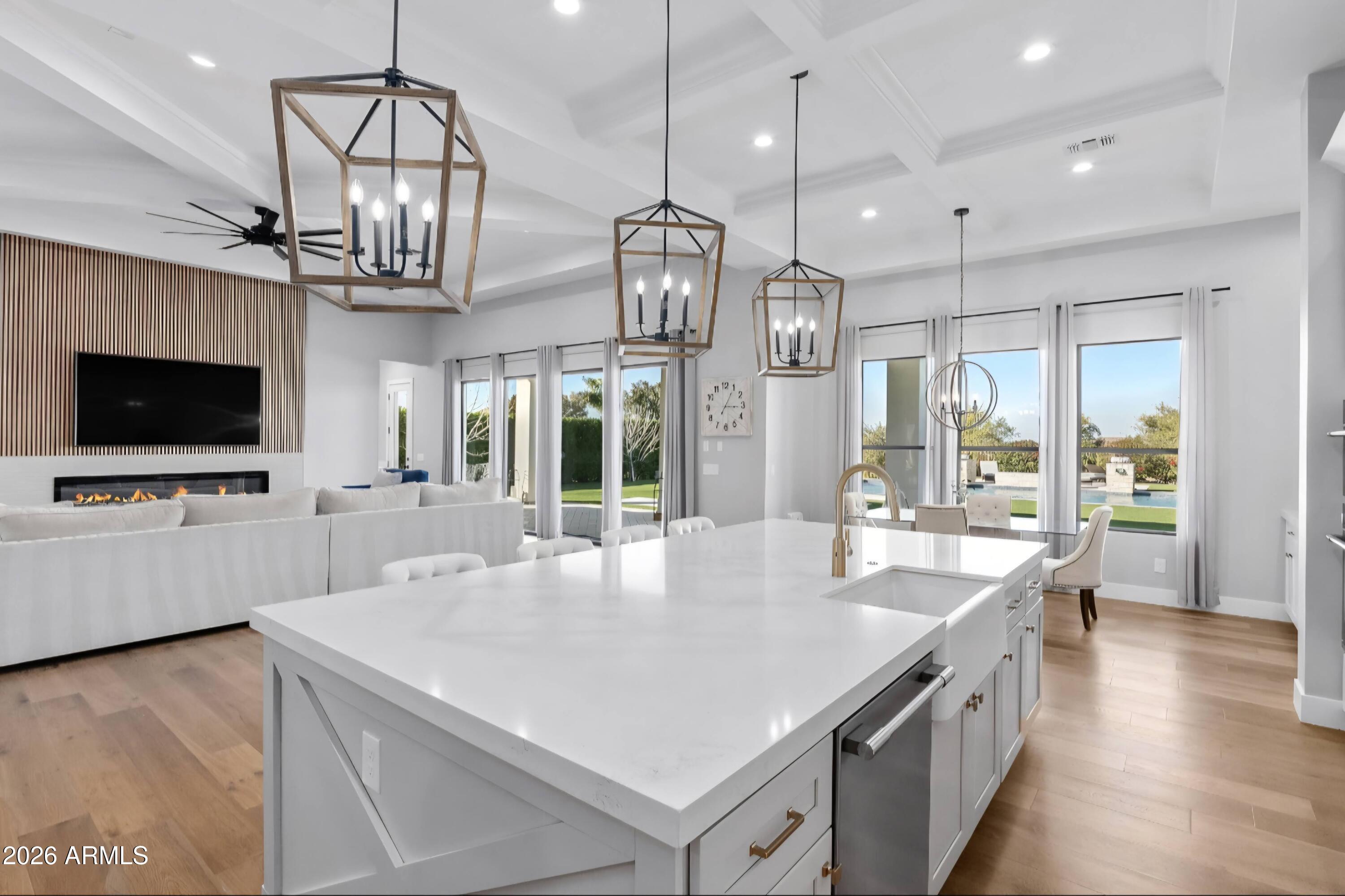 5348 W Encanto Verde Drive