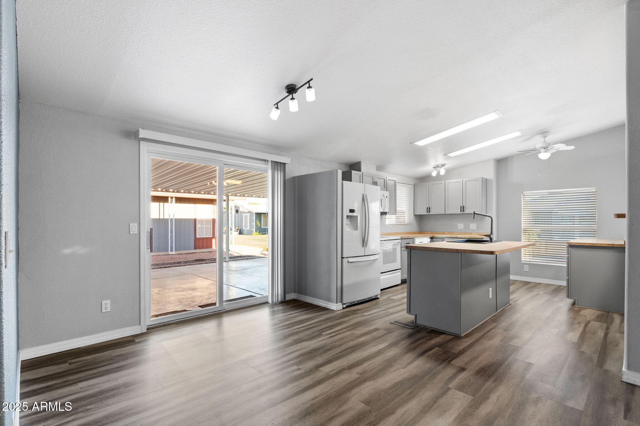 2400 E BASELINE Avenue 144