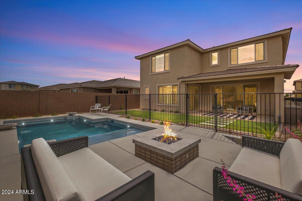 View Phoenix, AZ 85054 house