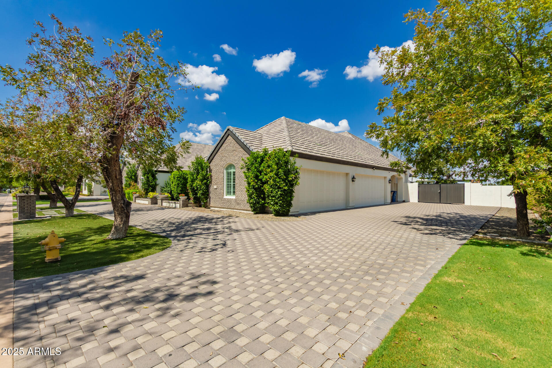 20712 E SUNSET Drive